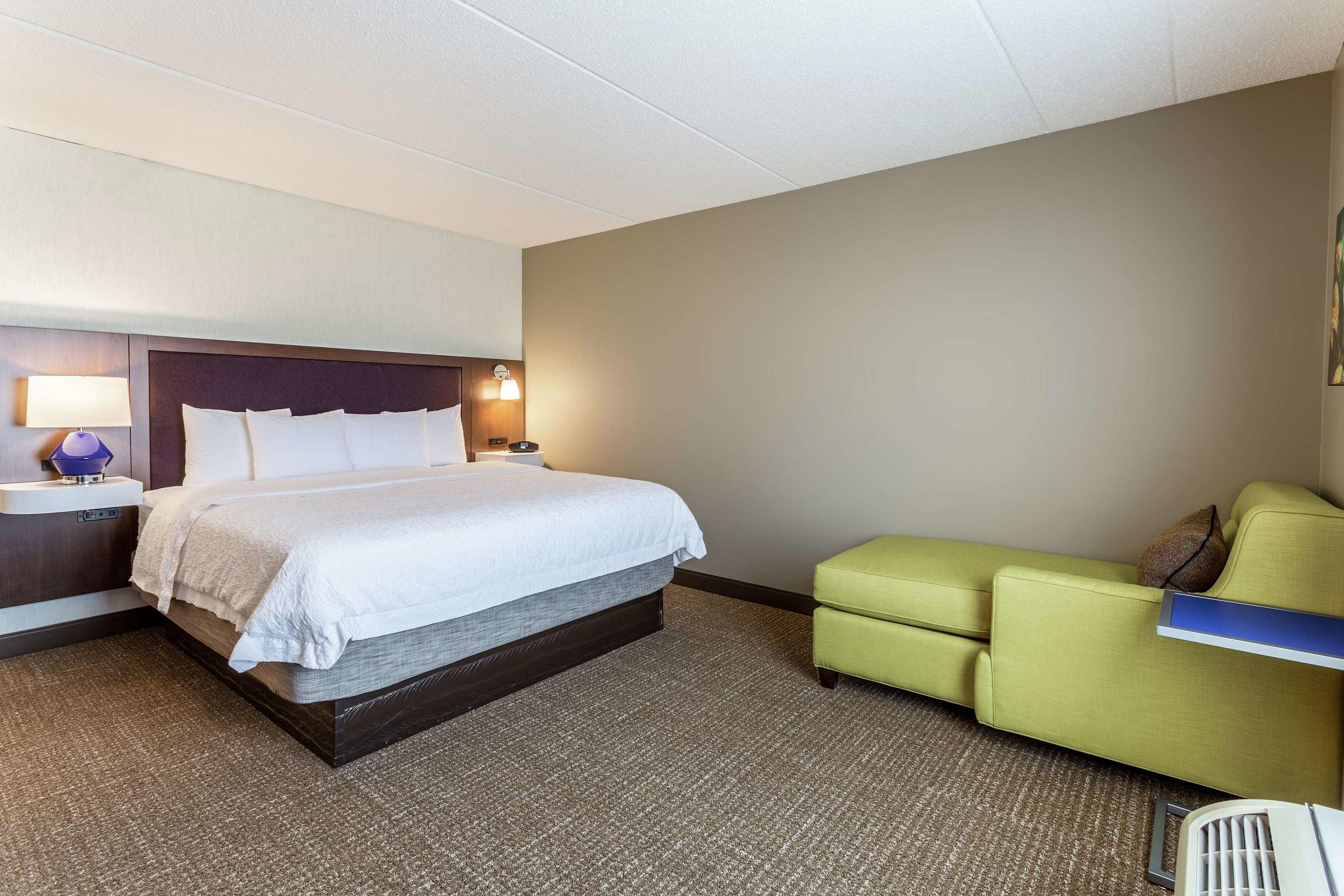 Hampton Inn Suites Chicago Libertyville — photo 4