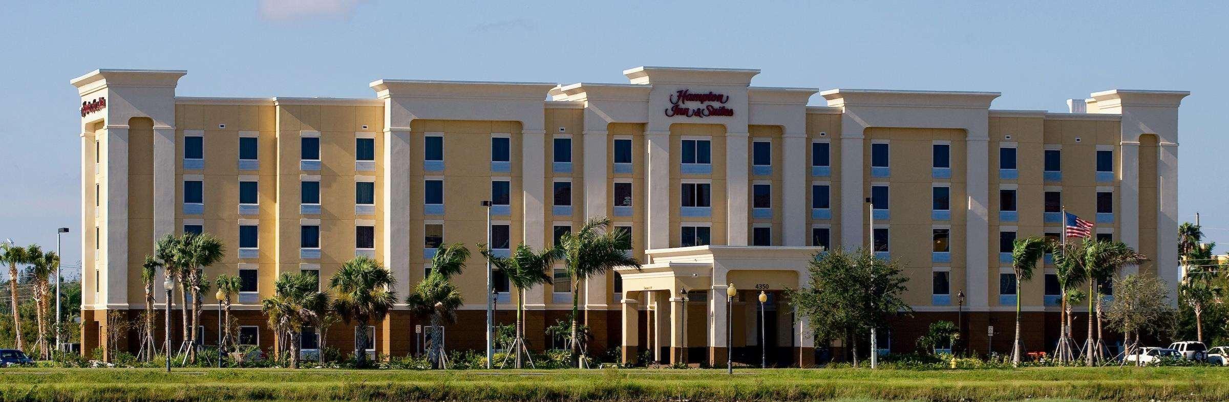 Hampton Inn & Suites Fort Myers-Colonial Blvd. — photo 5