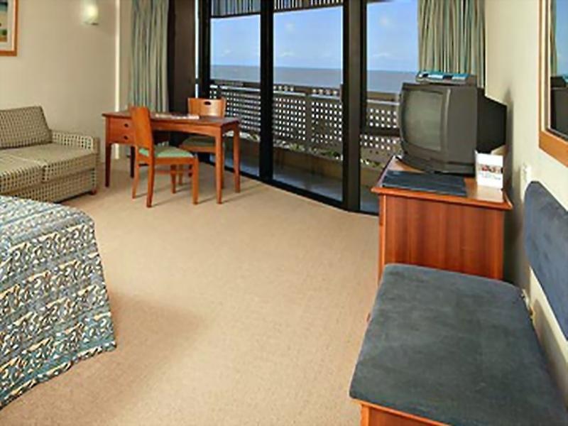 Rydges Esplanade Resort Cairns — photo 5