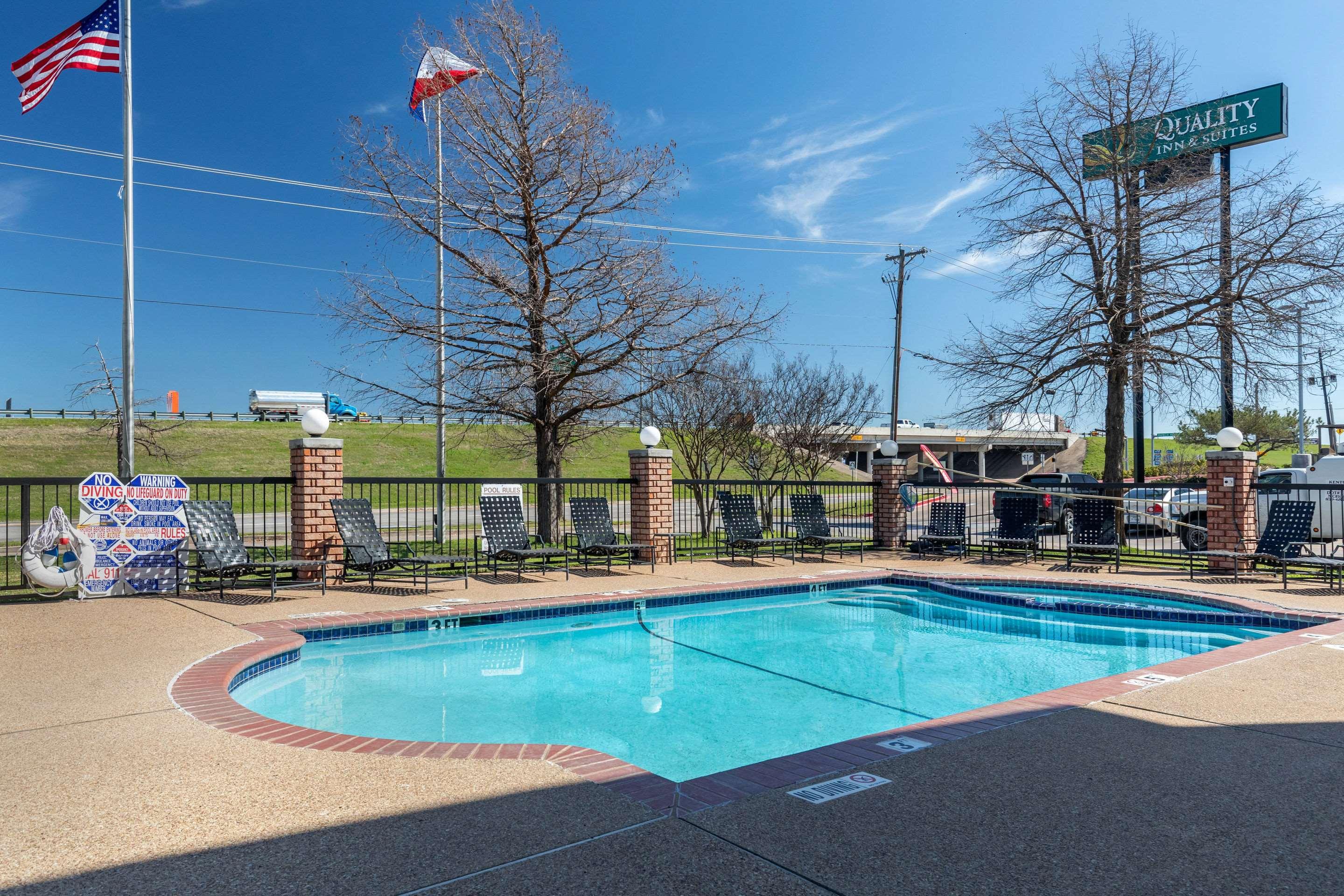 Quality Inn & Suites — photo 5