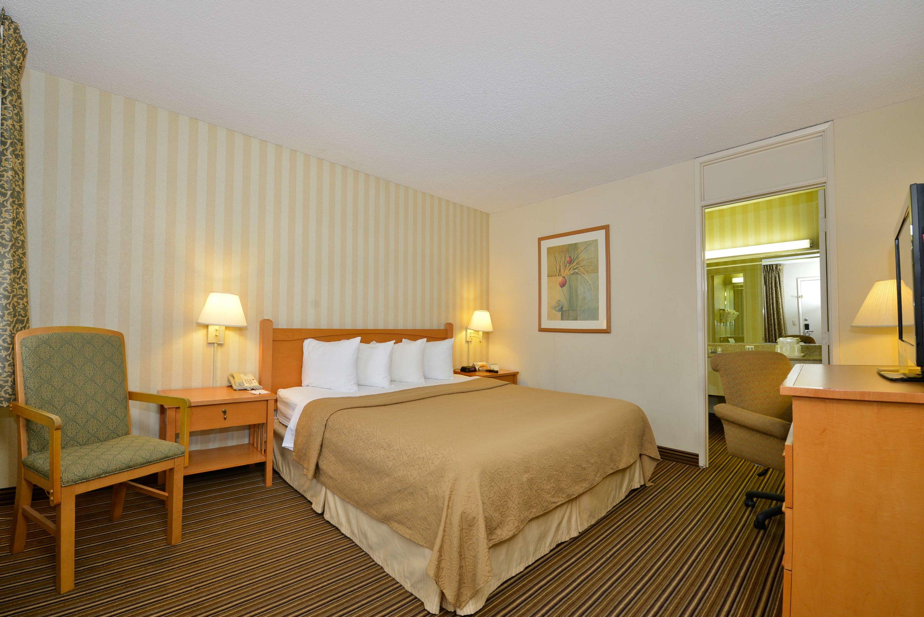 Travelodge by Wyndham Palm Springs — photo 5