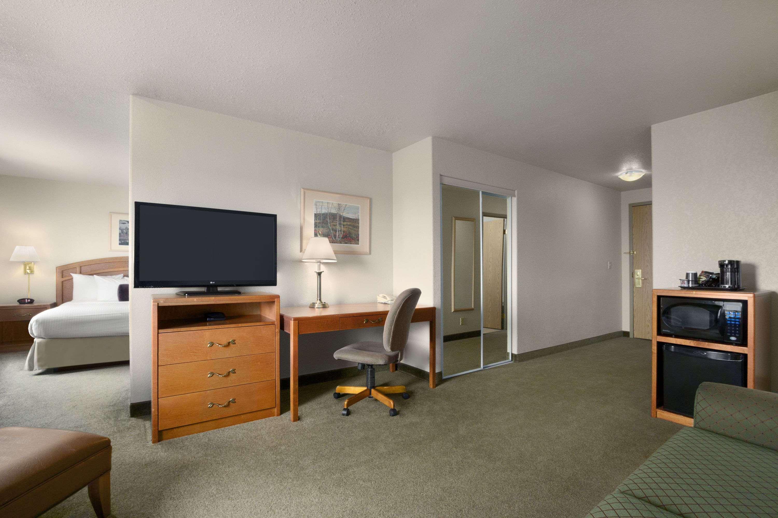 Days Inn Red Deer — photo 5