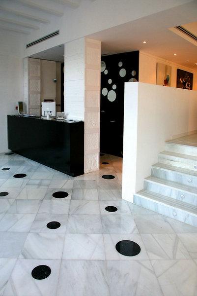 Blanq Carmen Hotel — photo 5