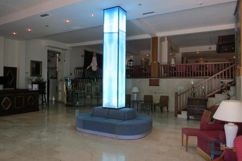 Portals Palace — photo 5