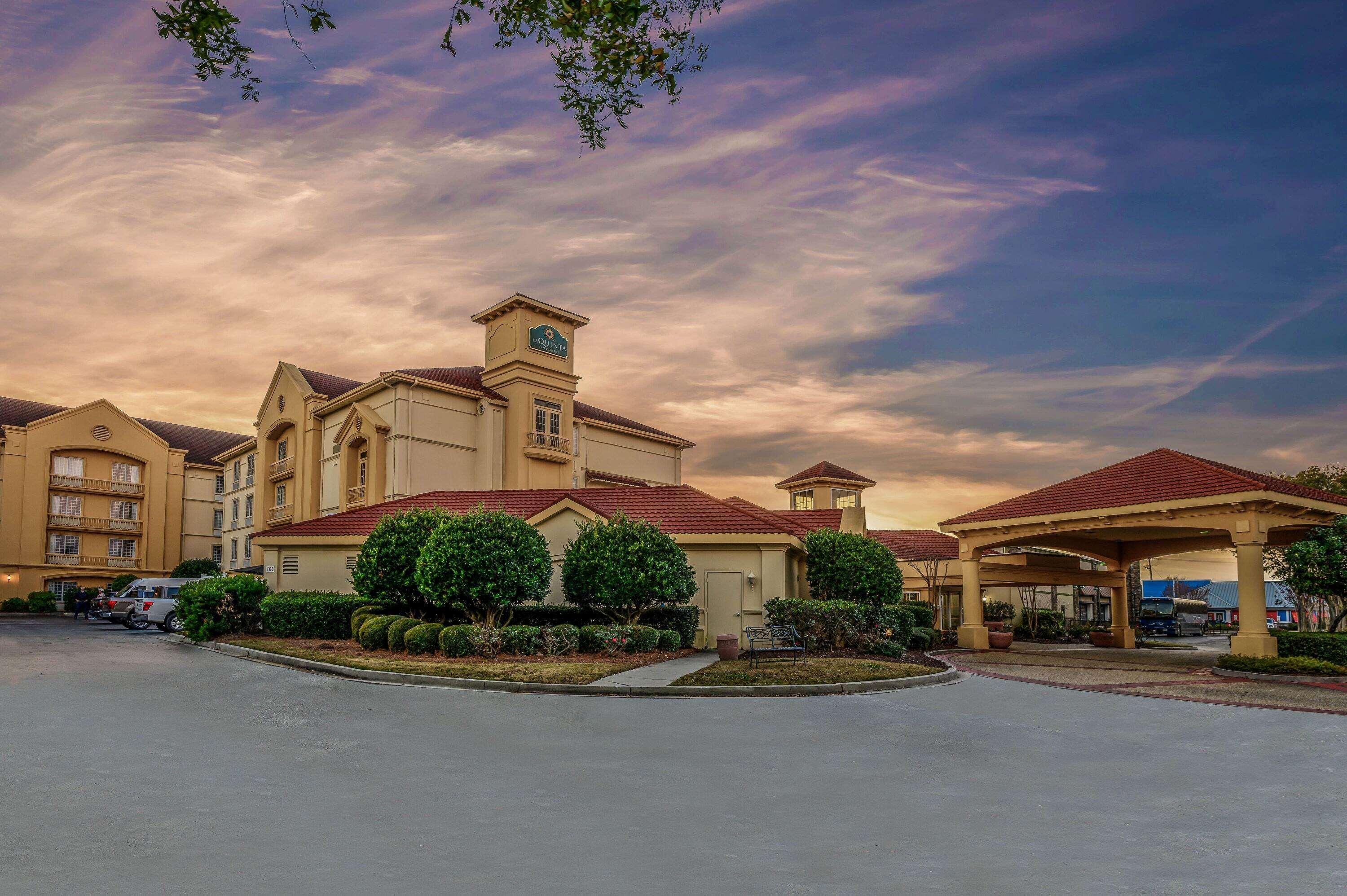 La Quinta Inn & Suites Myrtle Beach Broadway — photo 4