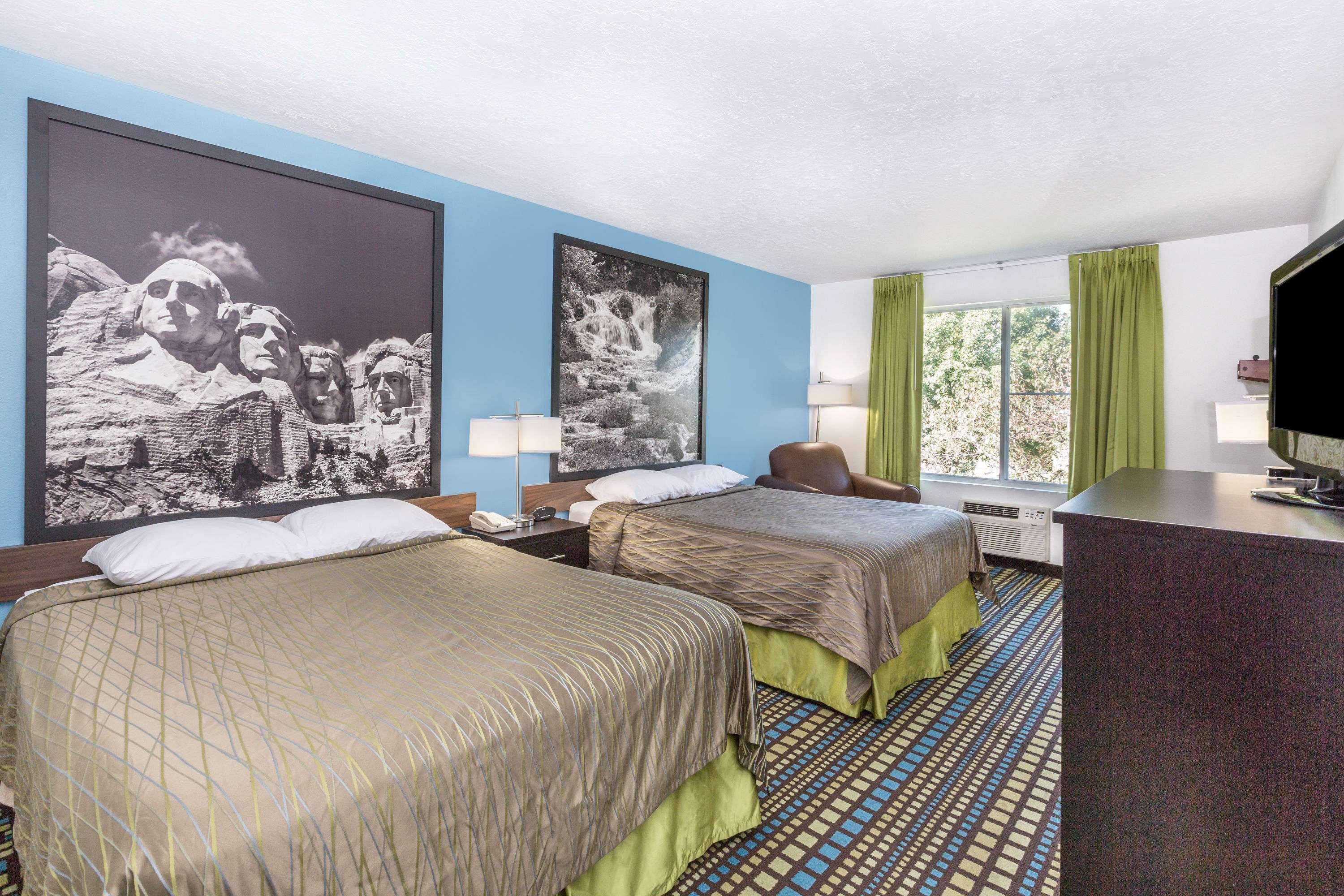 Super 8 by Wyndham North Sioux City — photo 5