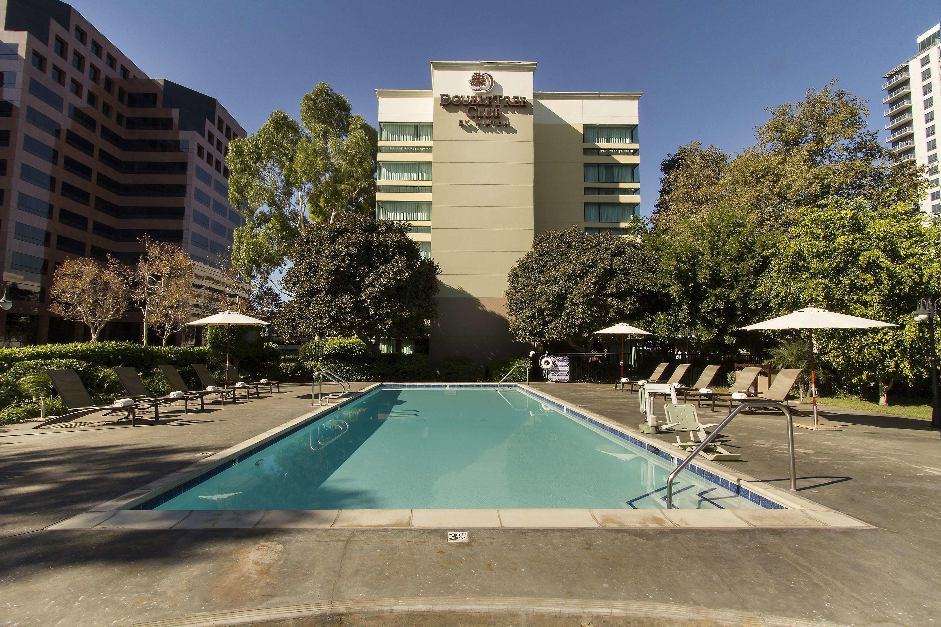 Doubletree Club Orange County Airport — photo 4