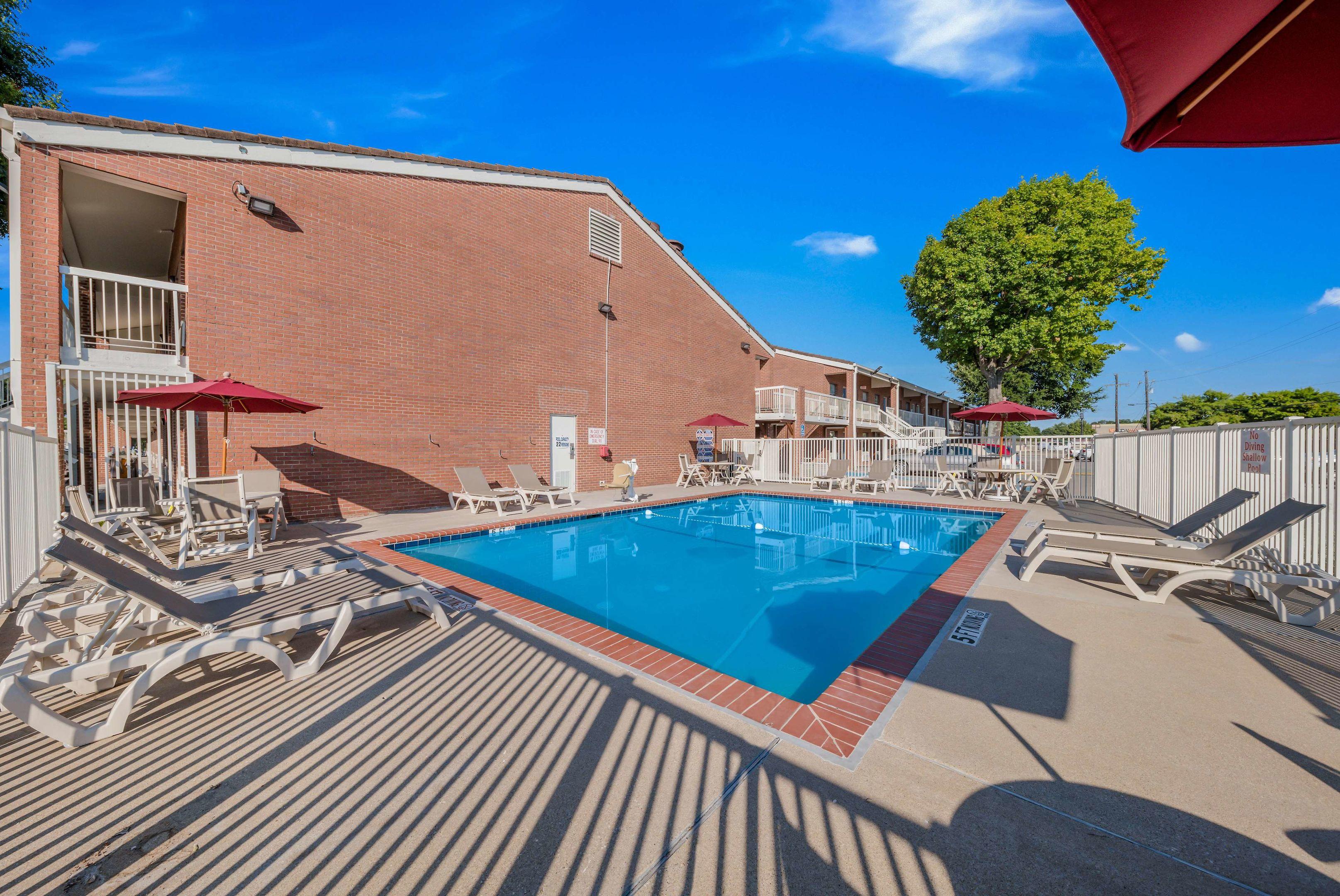 Motel 6 Dallas - Plano Northeast — photo 4