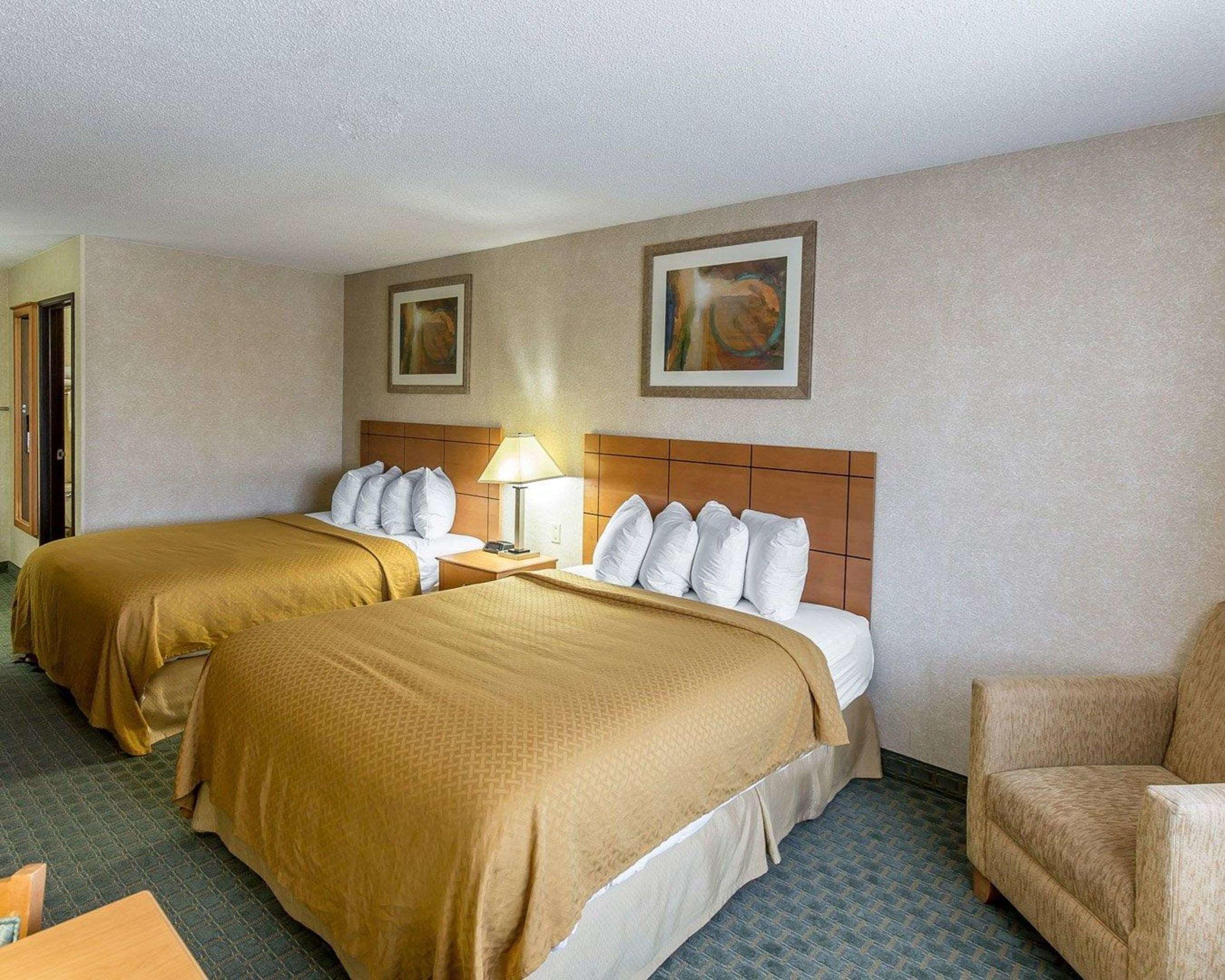 Quality Inn at Collins Road — photo 4