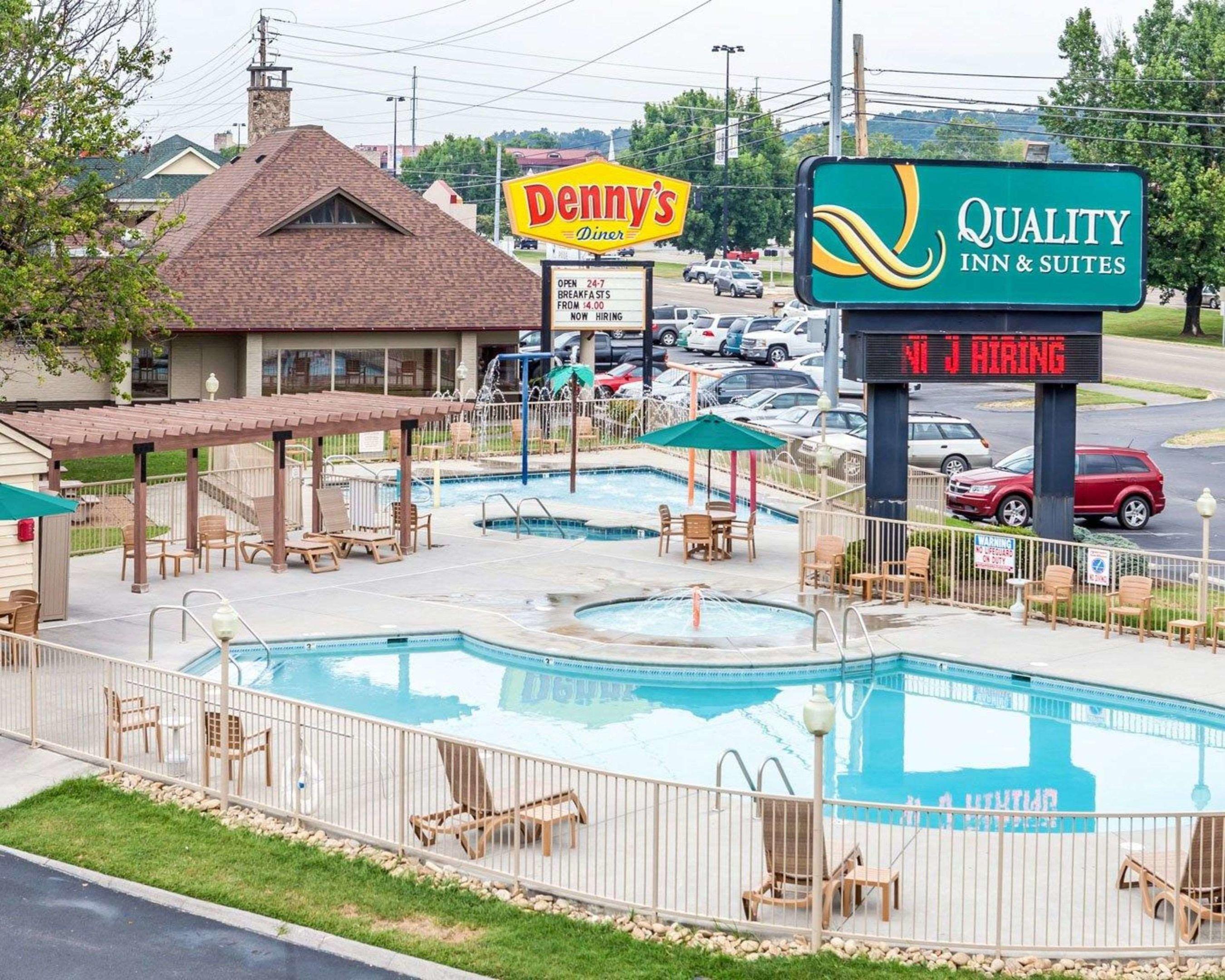 Quality Inn & Suites At Dollywood Lane — photo 4