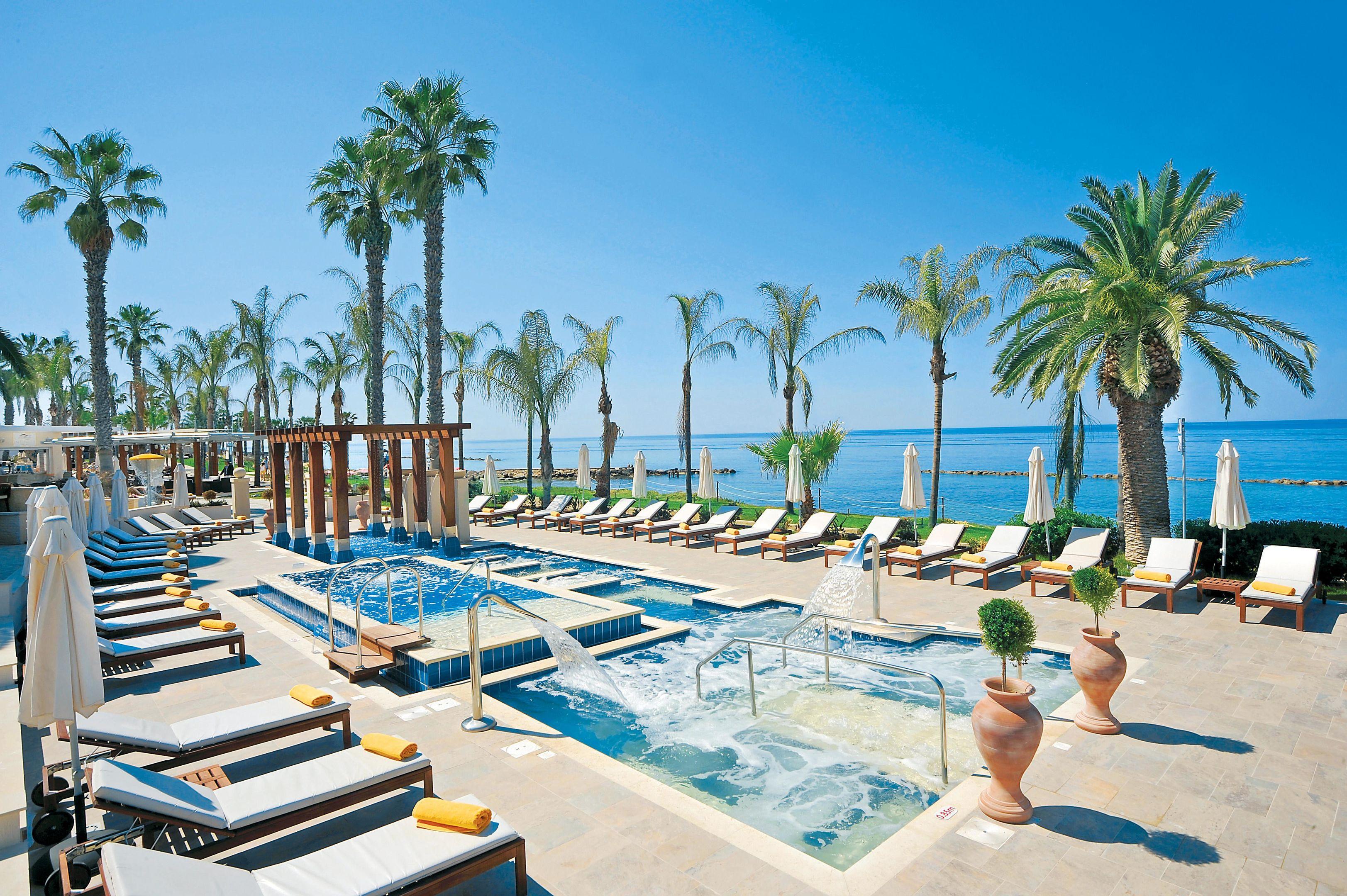 Alexander The Great Beach Hotel — photo 4