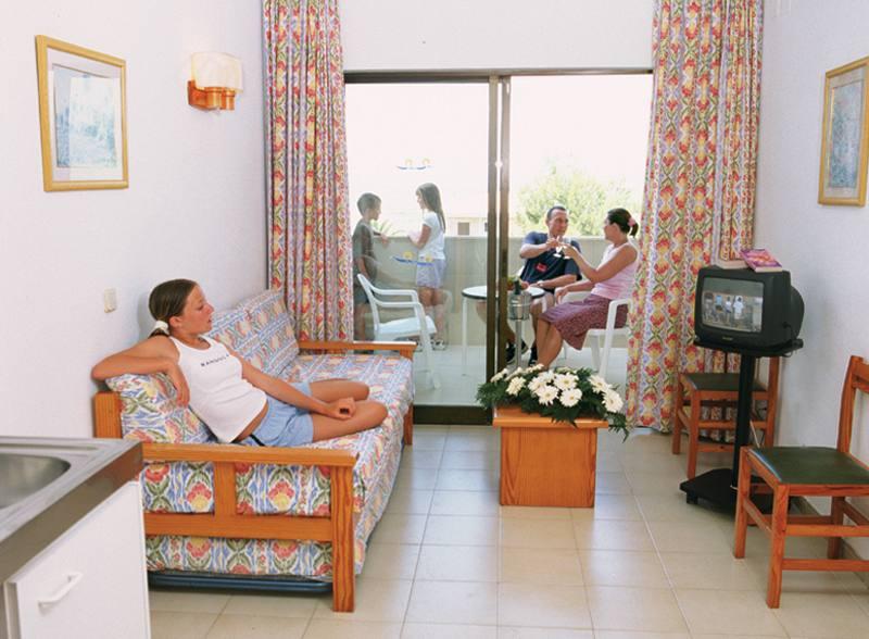 Mar Hotels Playa de Muro Suites — photo 5