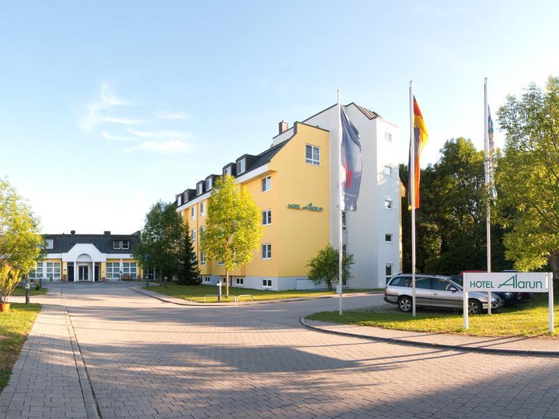 Hotel Alarun — photo 1