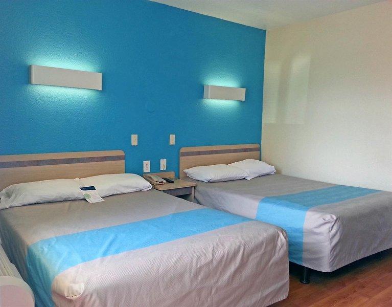 Motel 6 Victoria — photo 5