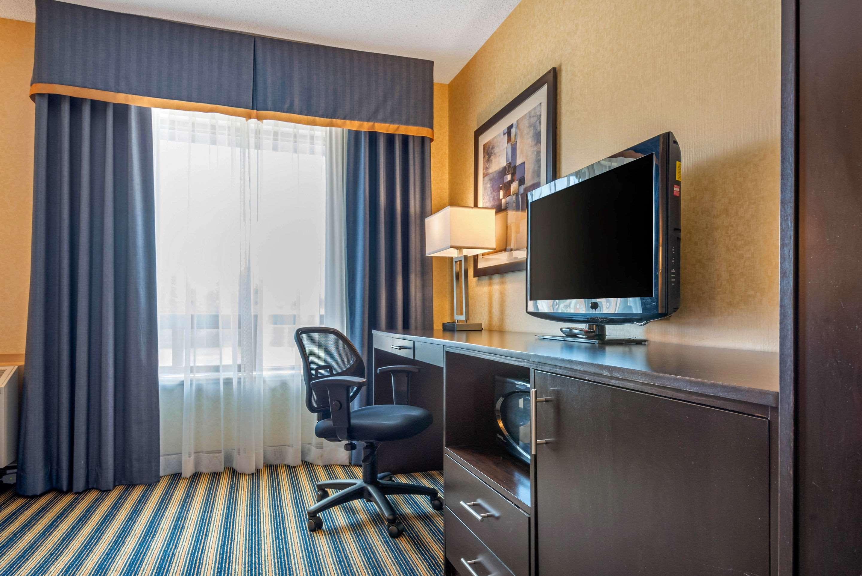 Comfort Inn — photo 5