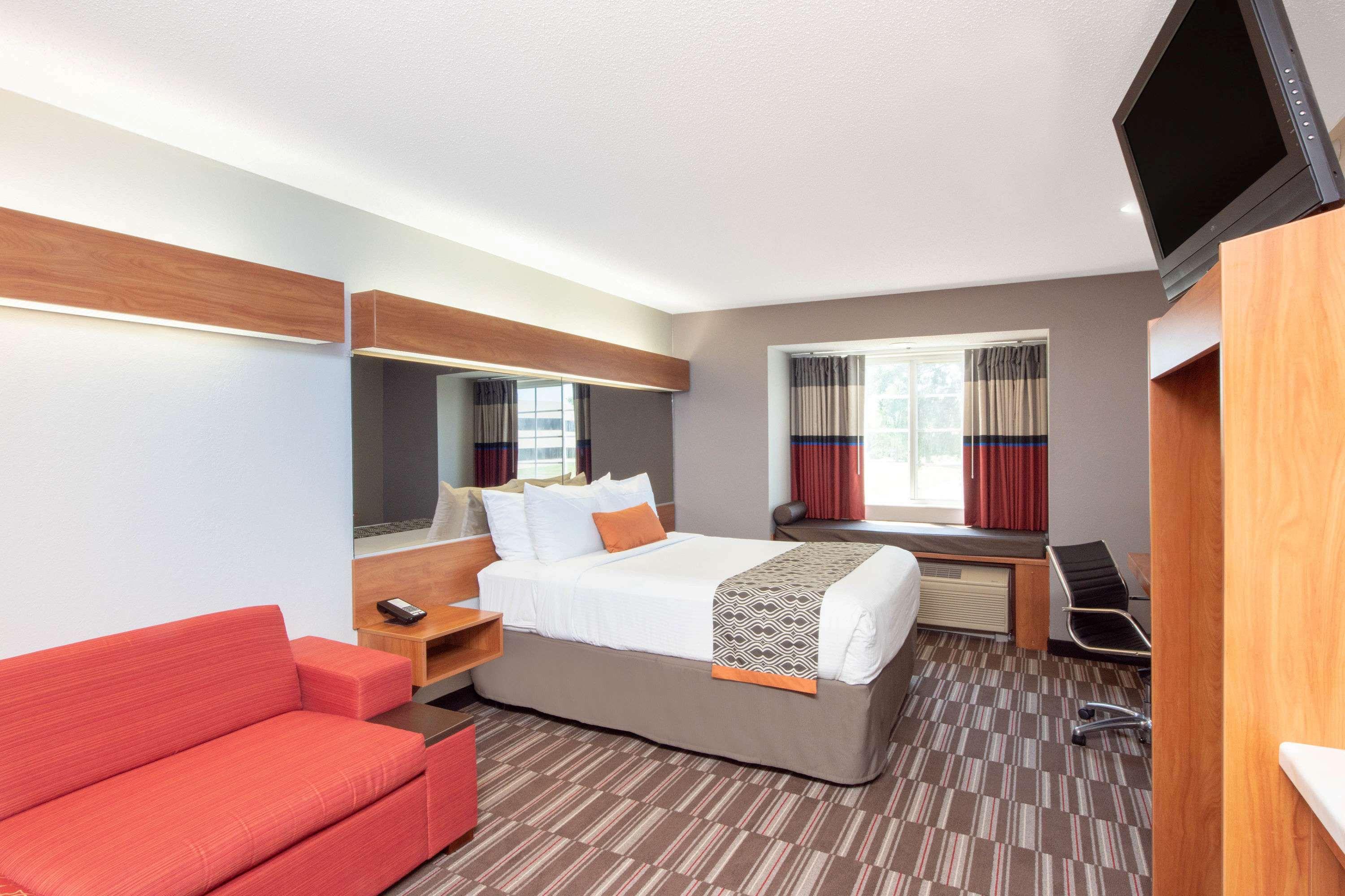 Microtel Inn & Suites by Wyndham Springfield — photo 4