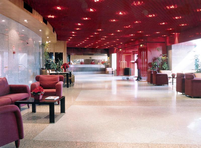 Ramada by Windham Lisbon — photo 5