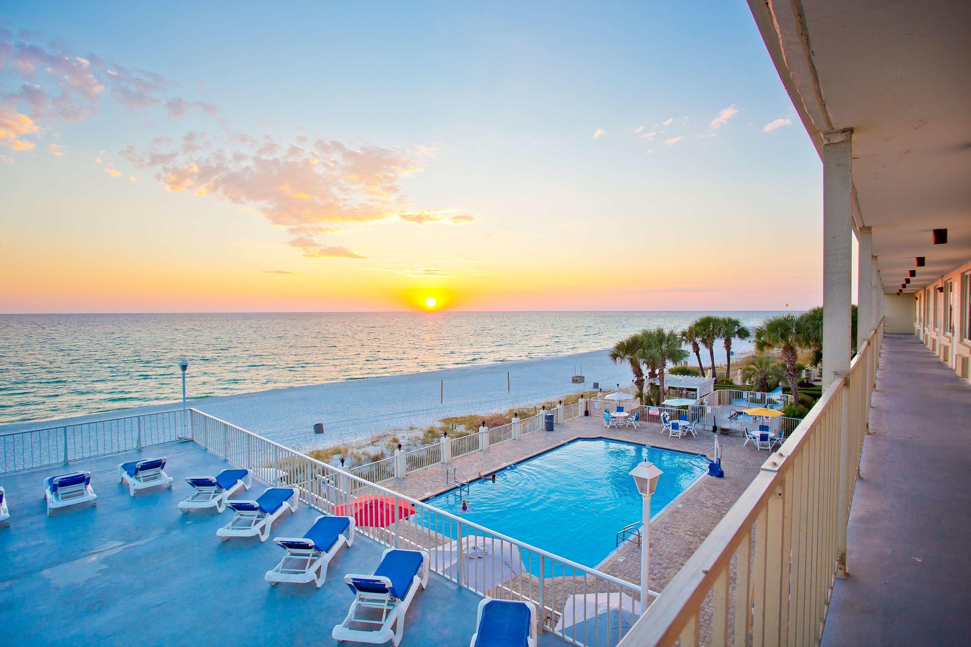 Beachside Resort — photo 3