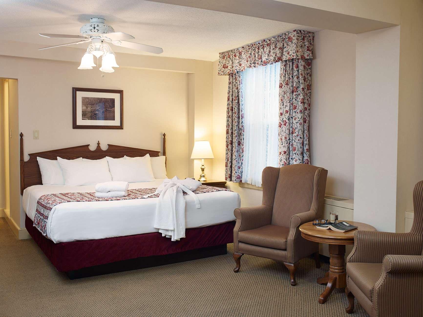 Harrison Hot Springs Resort — photo 4