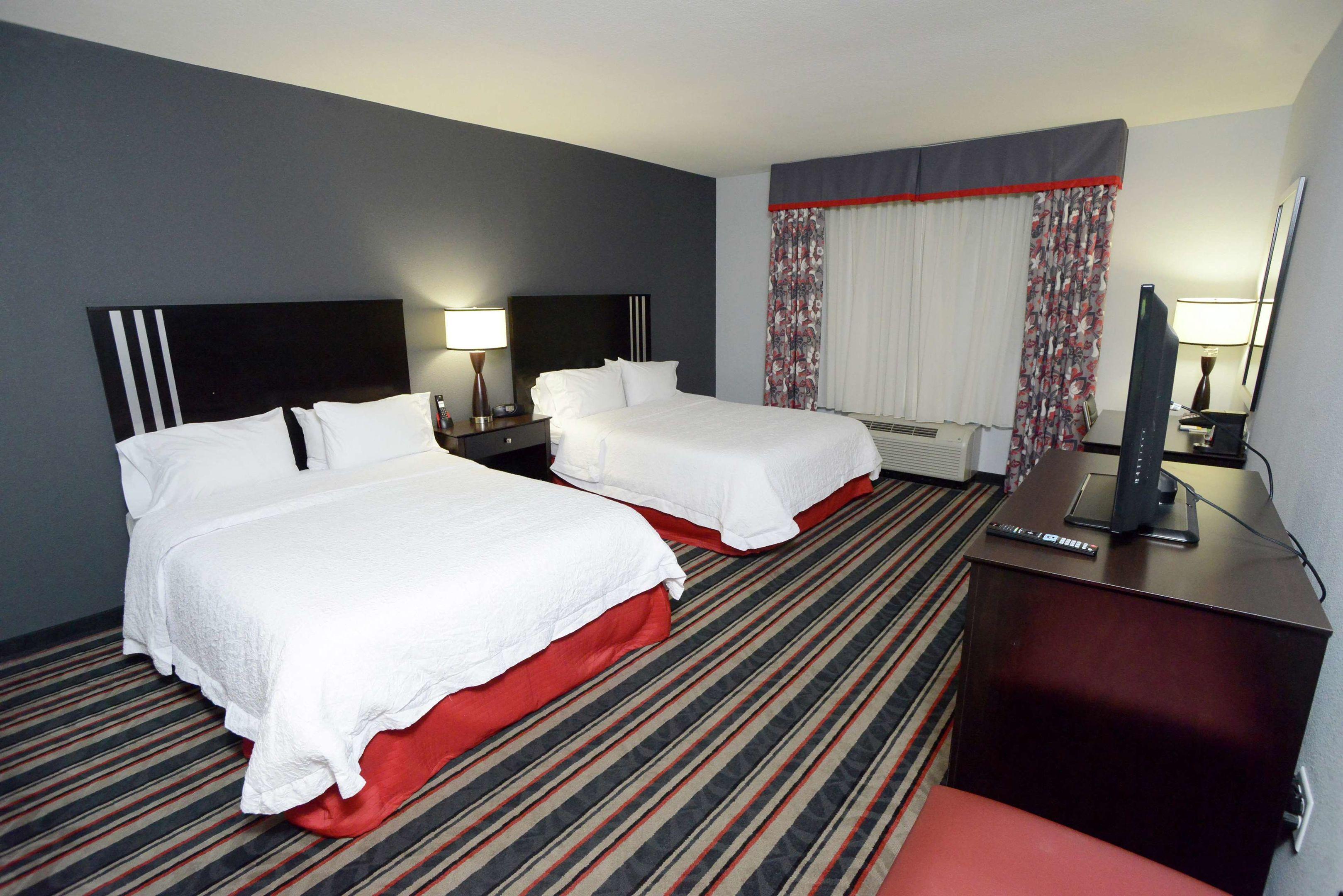 Hampton Inn & Suites Albany at Albany Mall — photo 5