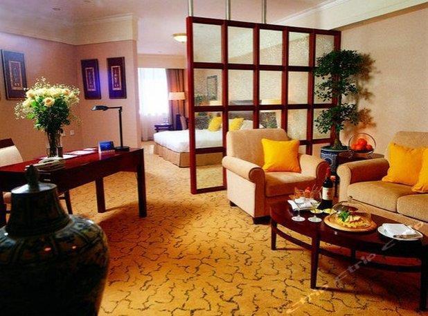 Yun-Zen Jinling World Trade Plaza Hotel — photo 2