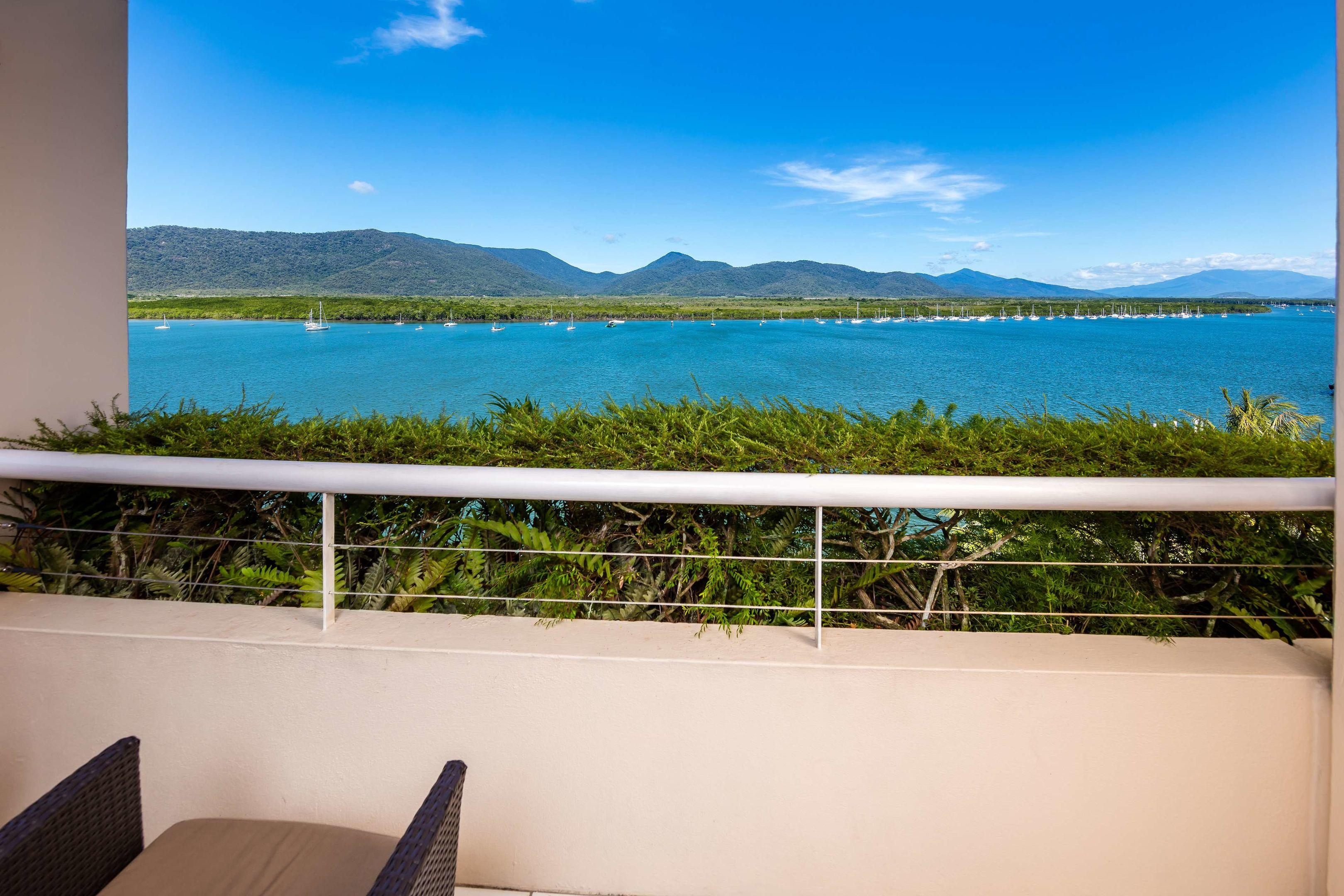 Hilton Cairns — photo 4