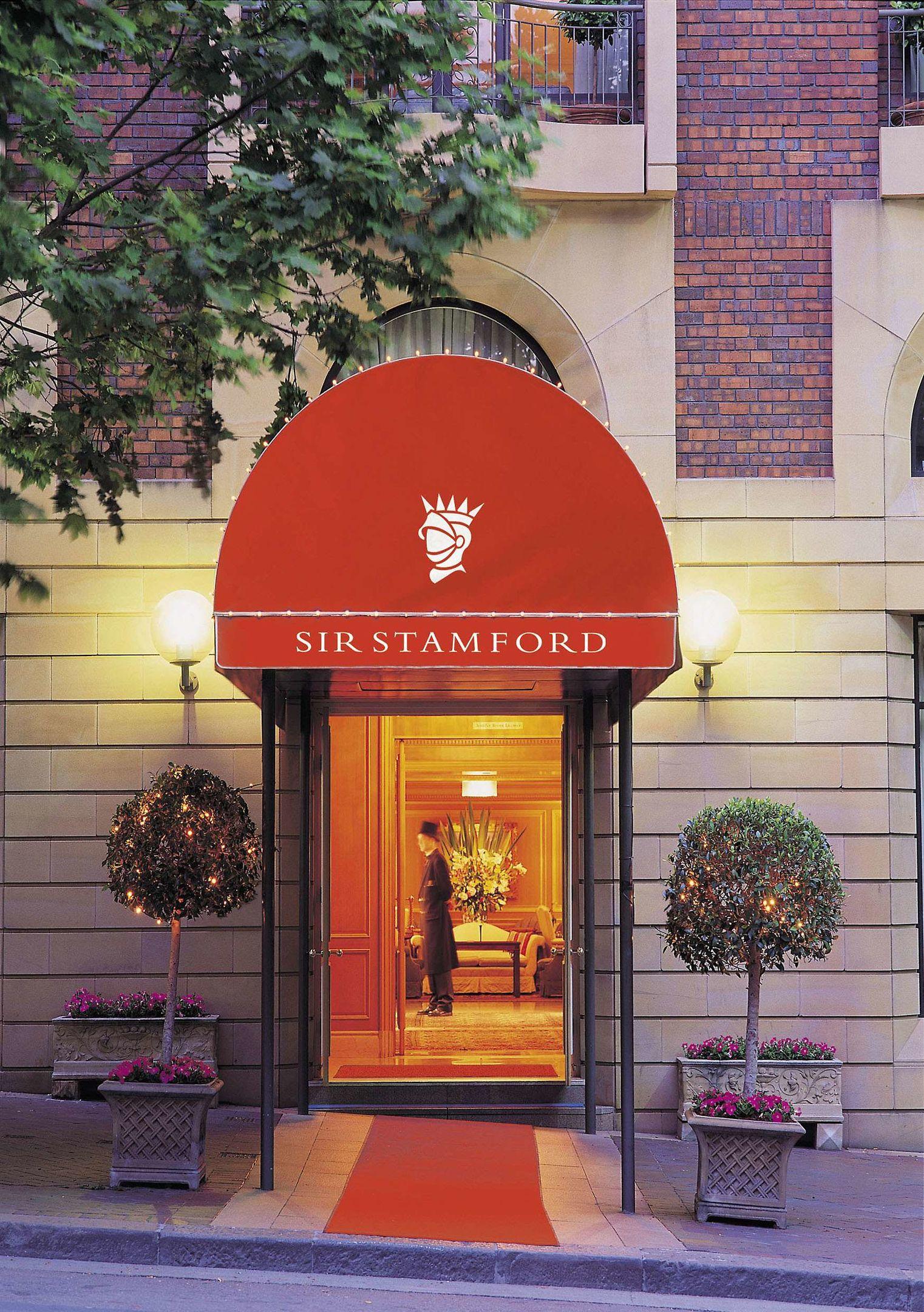 Sir Stamford at Circular Quay — photo 4