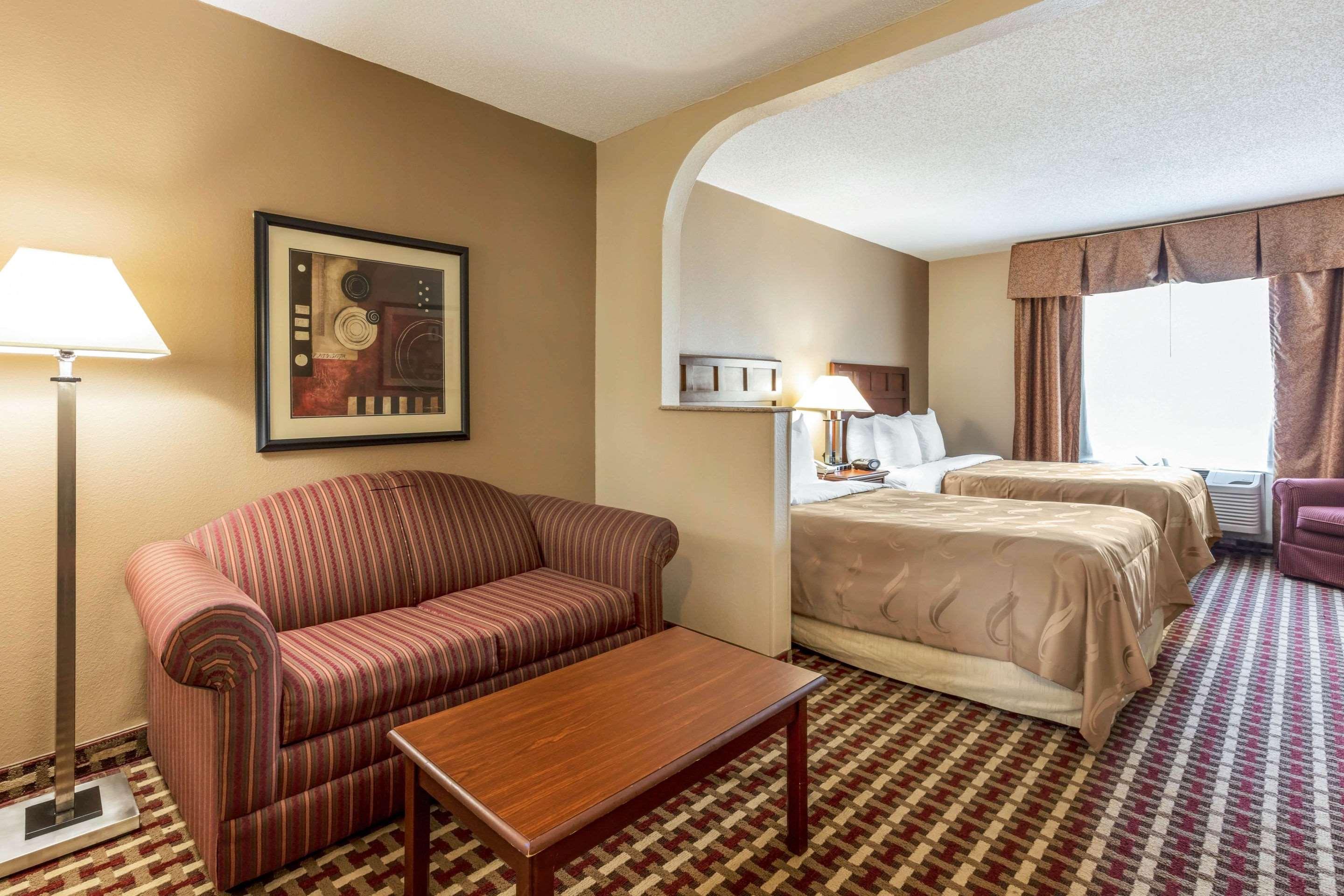 Quality Suites — photo 5