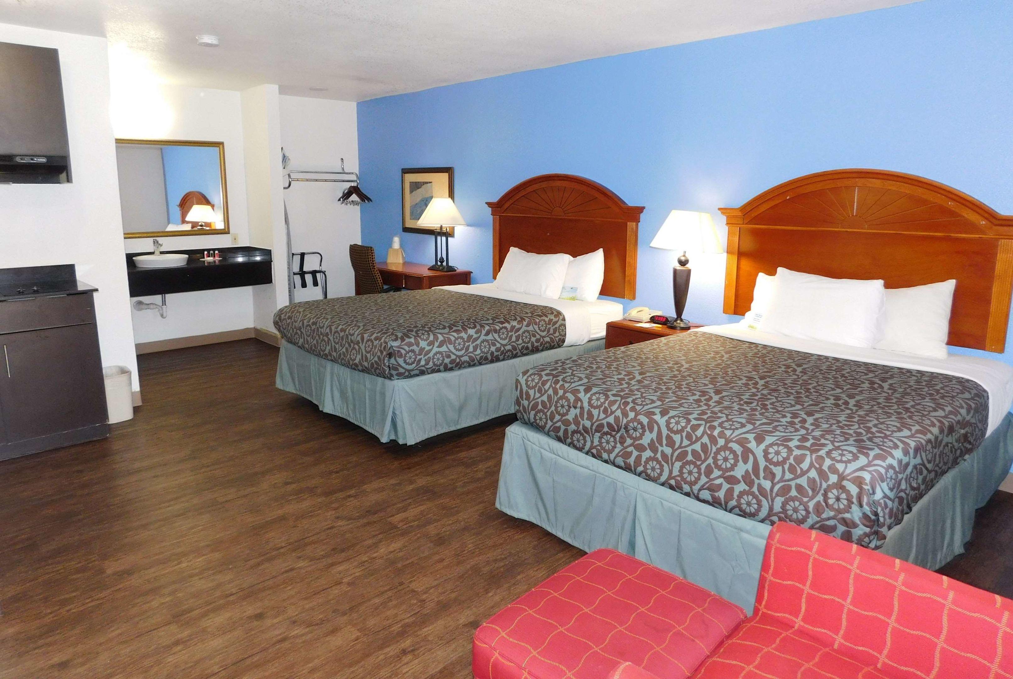 Days Inn by Wyndham Oklahoma City NW Expressway — photo 5