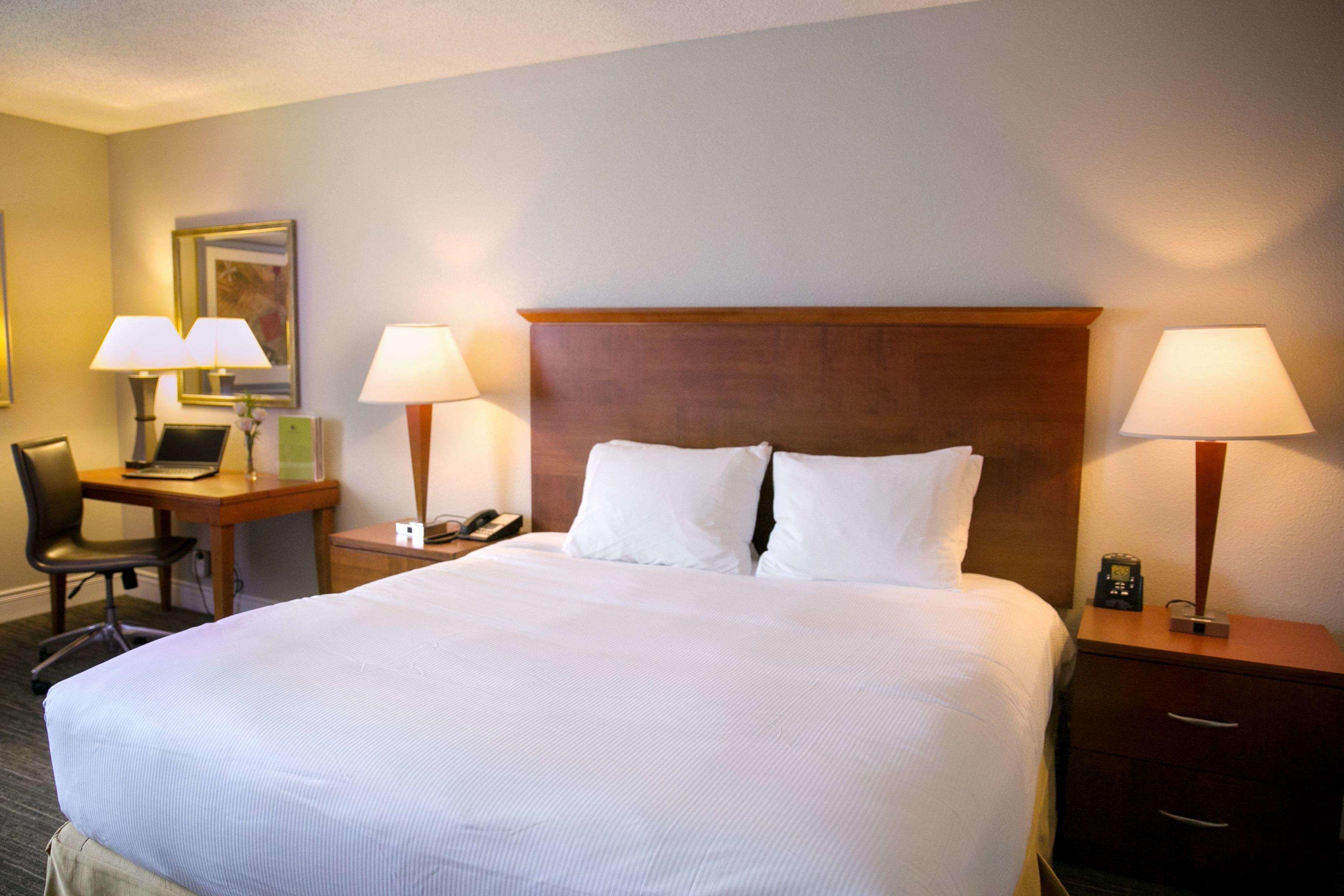 DoubleTree by Hilton Hotel Minneapolis - Park Place — photo 5