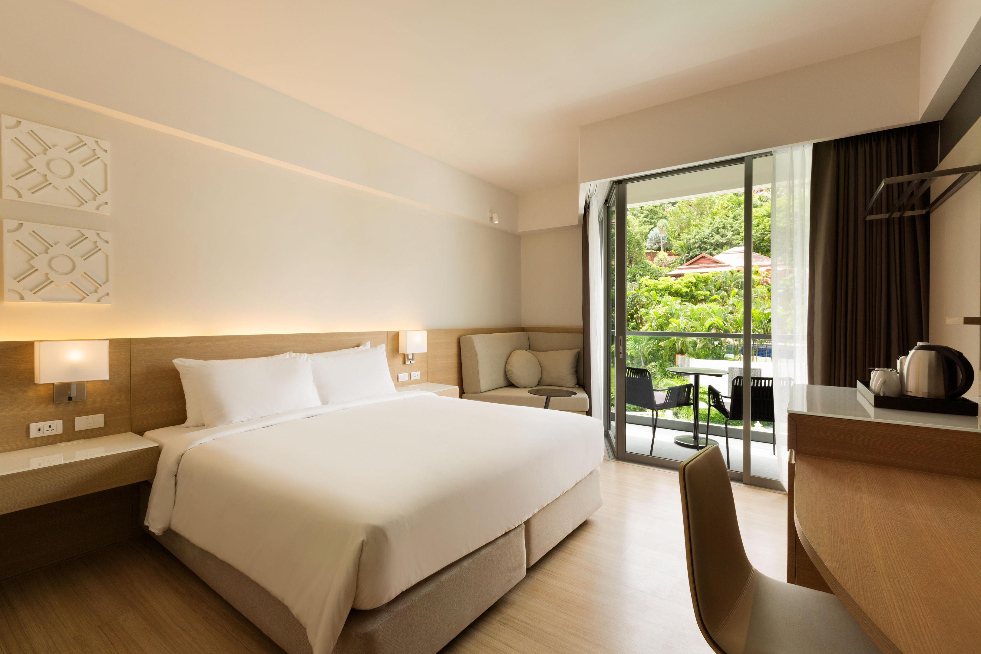 The Andaman Beach Hotel Phuket — photo 3