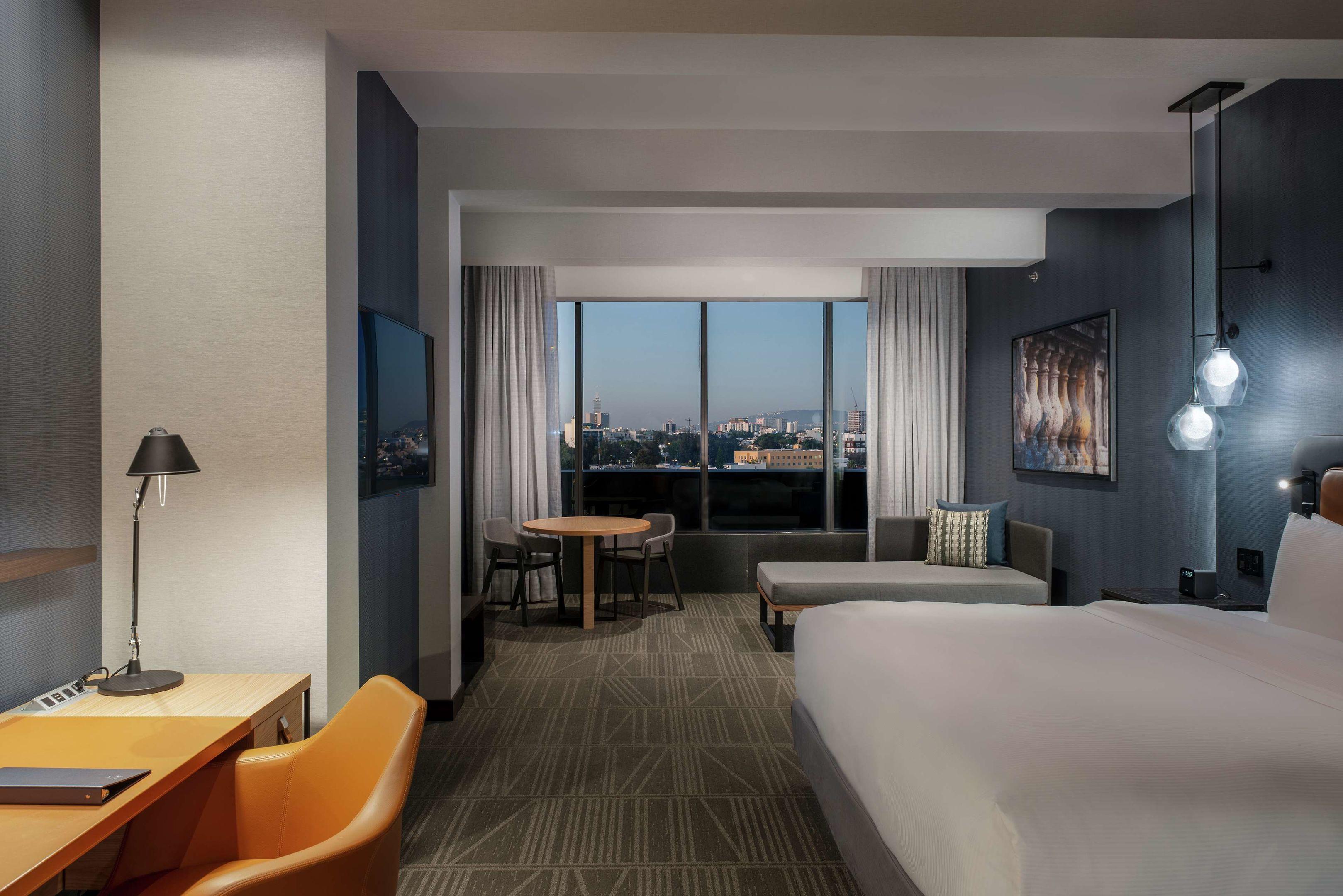 Hilton Guadalajara Midtown — photo 5
