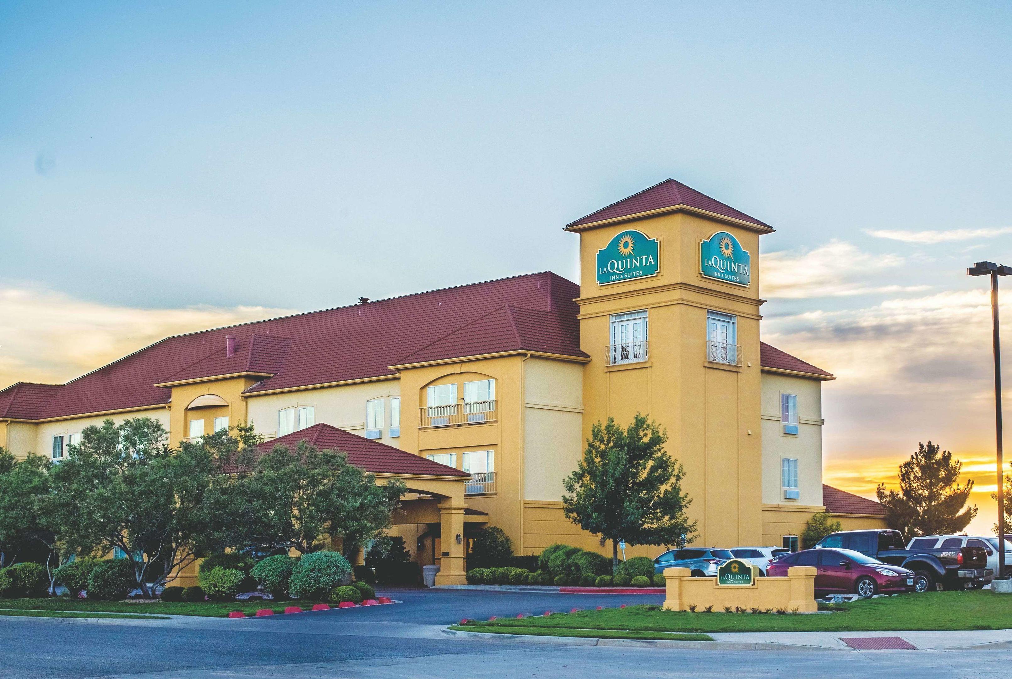 La Quinta Inn & Suites Lubbock North — photo 4