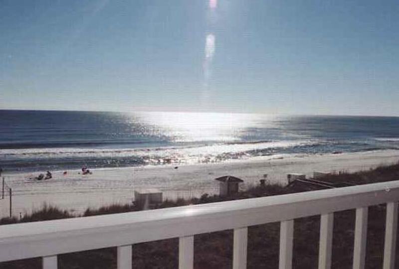 Island Echos ResortQuest by Wyndham Vacatin Rentals — photo 3