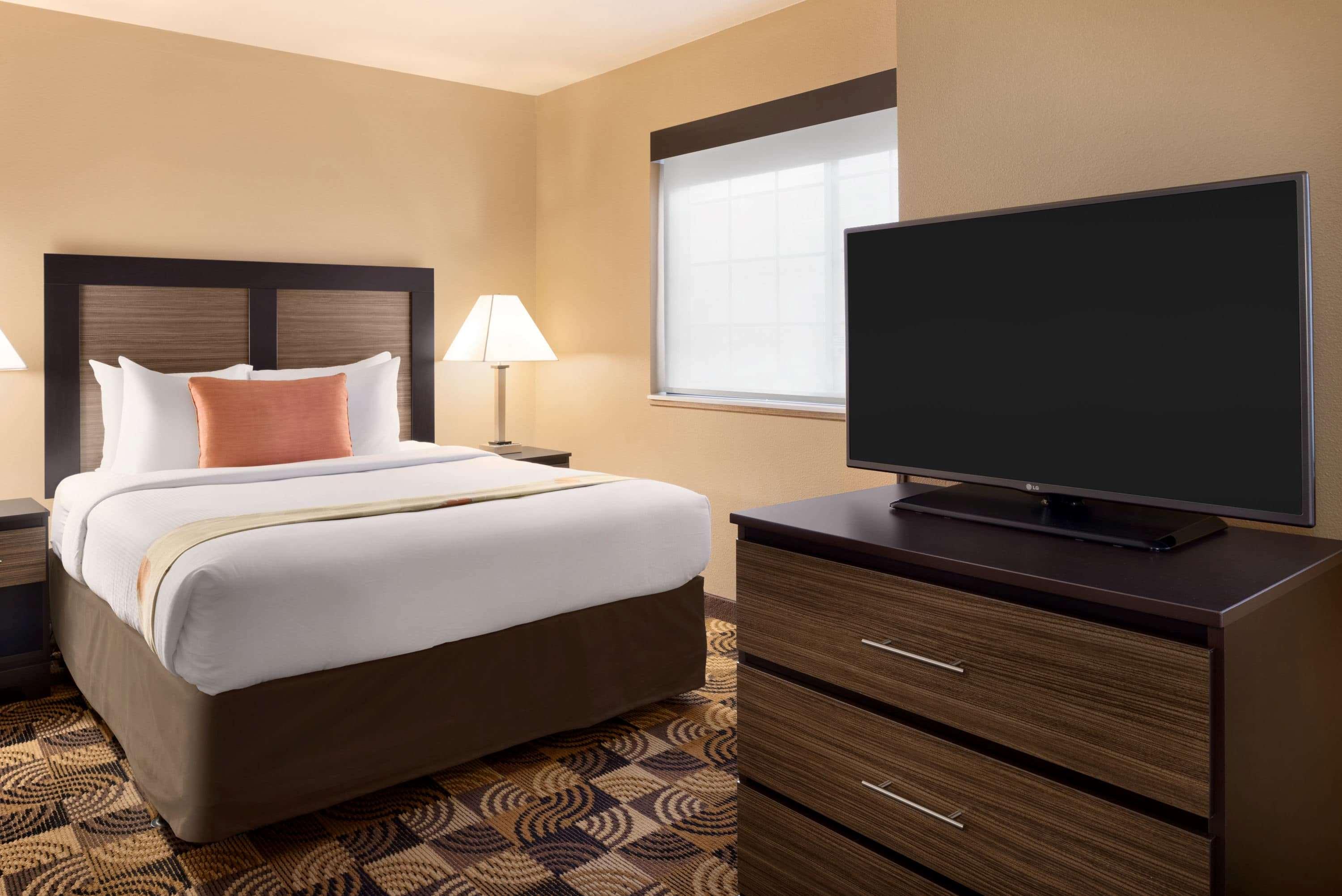 Hawthorn Suites By Wyndham Oak Creek/Milwaukee Airport — photo 5
