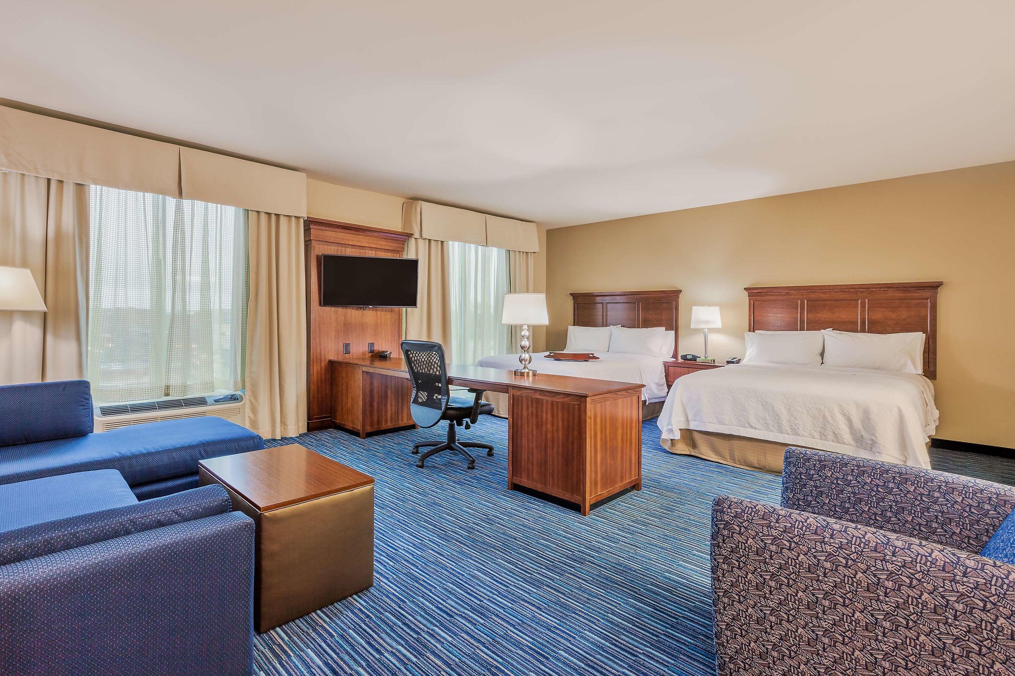 Hampton Inn & Suites Downtown Owensboro/Waterfront — photo 3