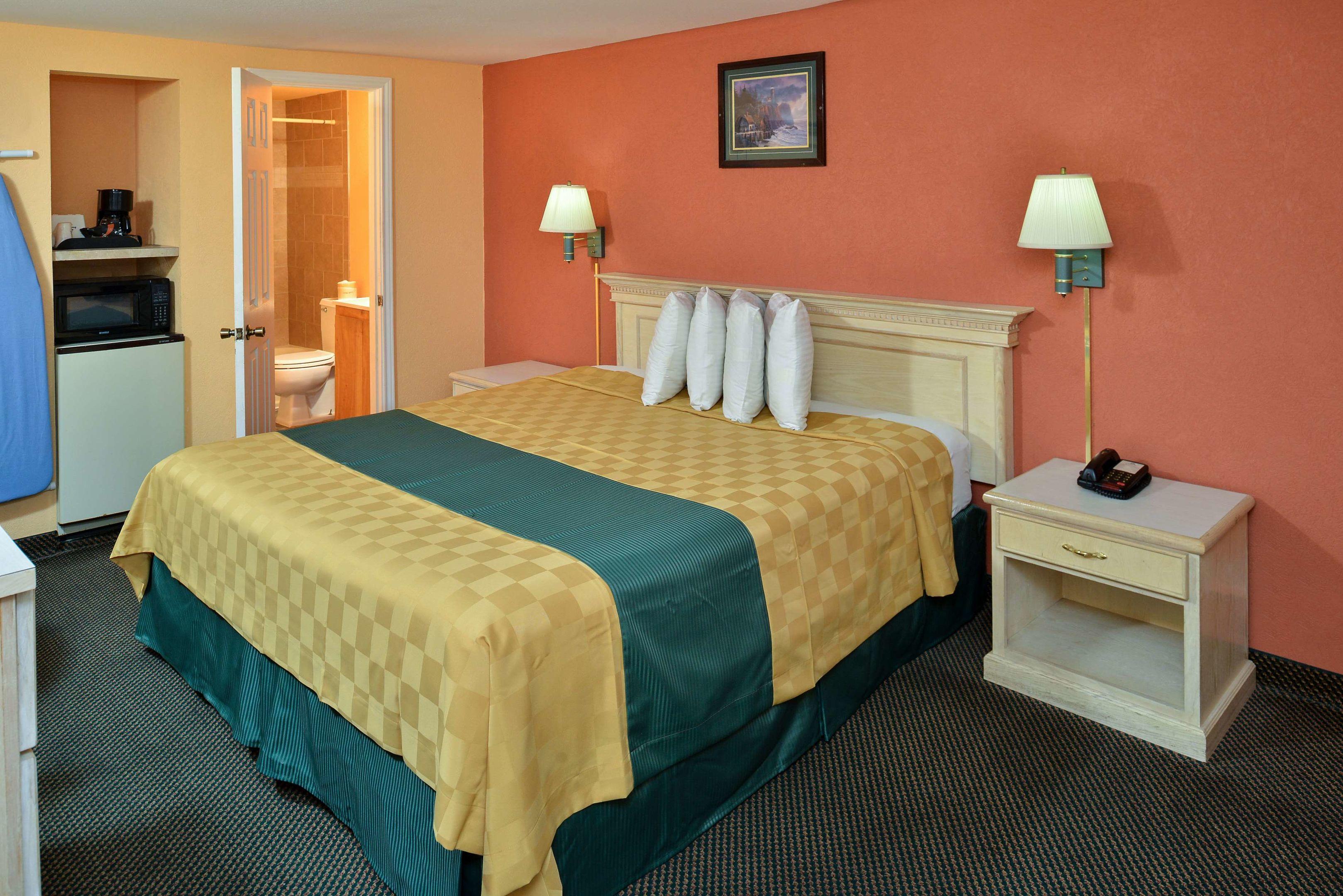 Americas Best Value Inn Port Aransas — photo 5