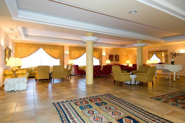 Lago Garden Apartsuites & Spa Hotel — photo 3