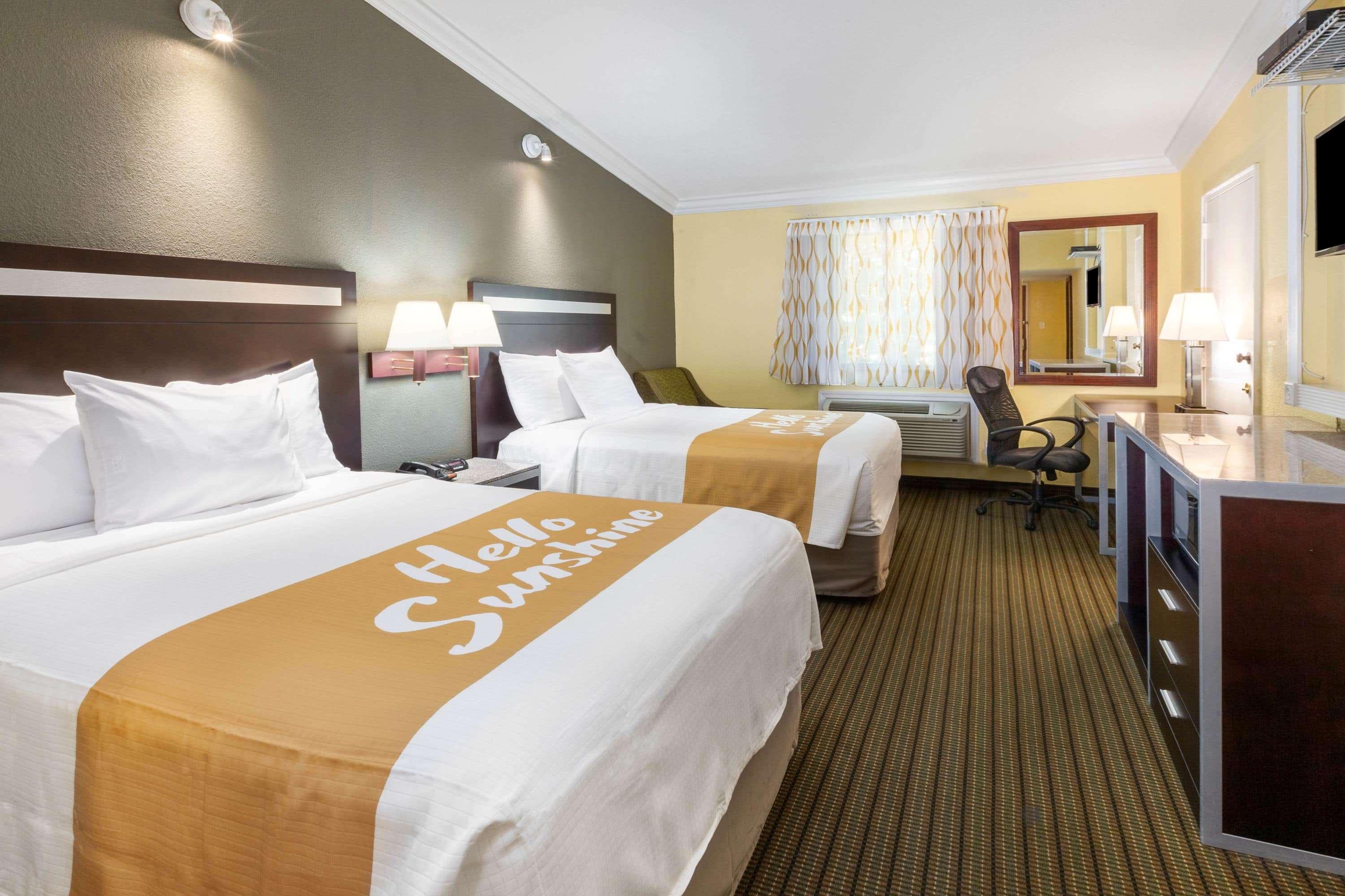 Days Inn Nanuet Spring Valley — photo 5
