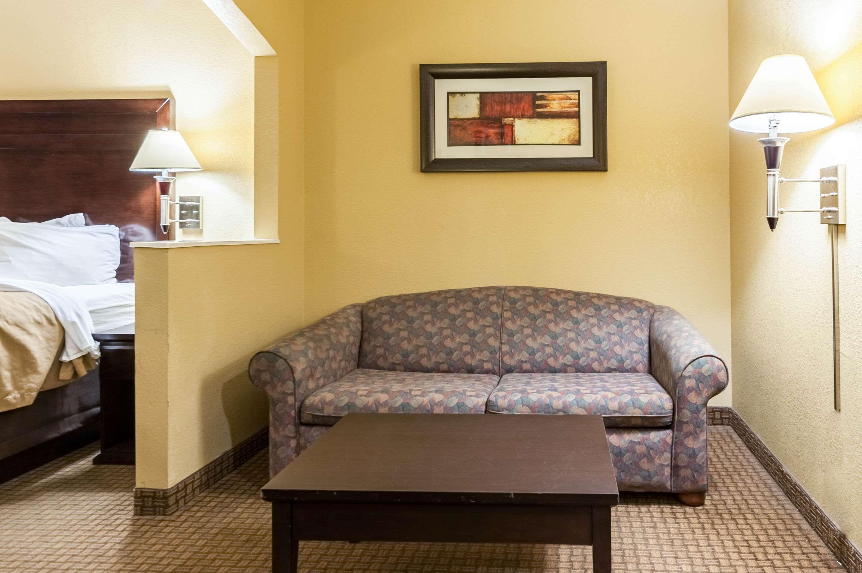 Quality Inn & Suites Lafayette — photo 5
