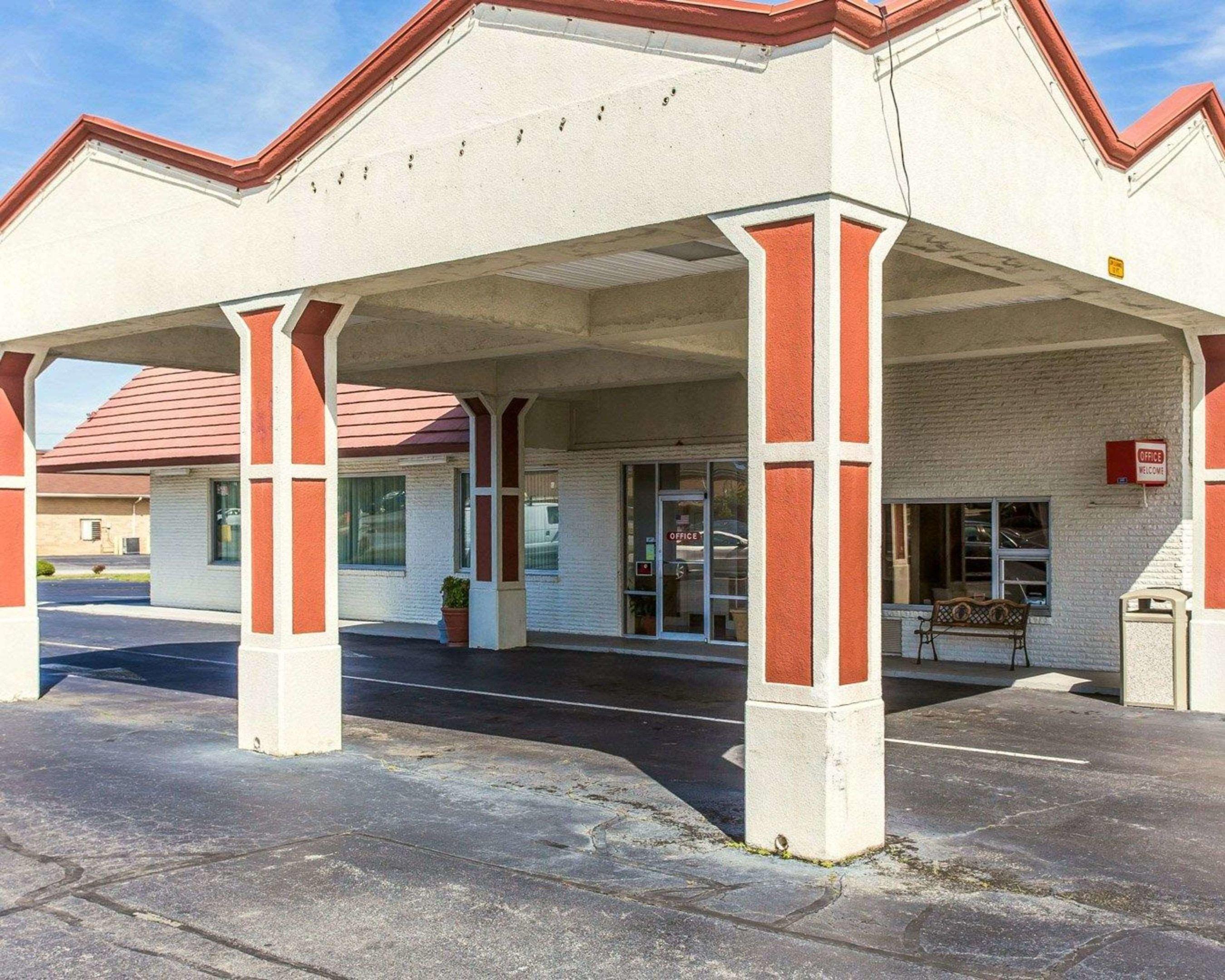 Econo Lodge — photo 3