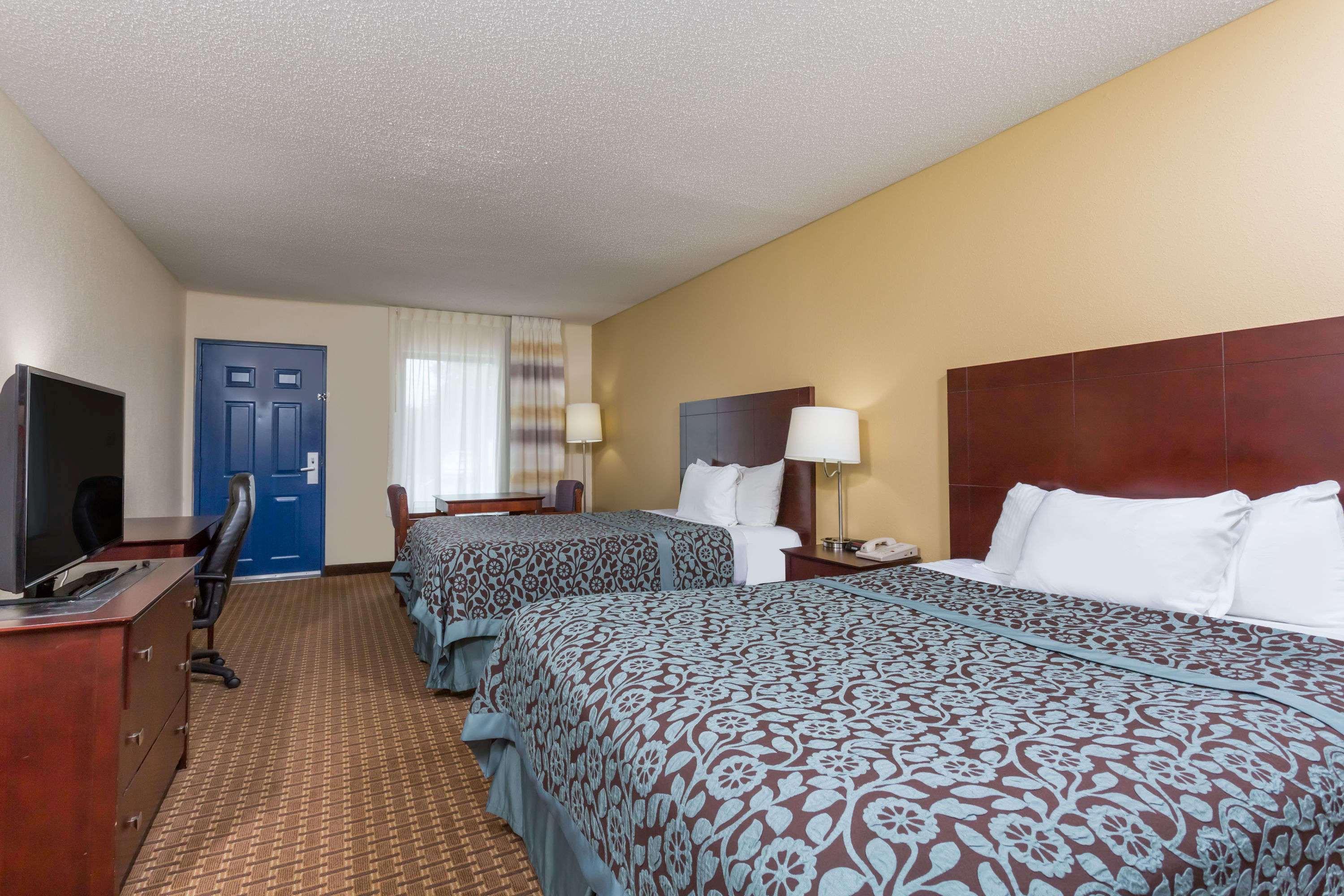 Days Inn by Wyndham Reidsville — photo 4