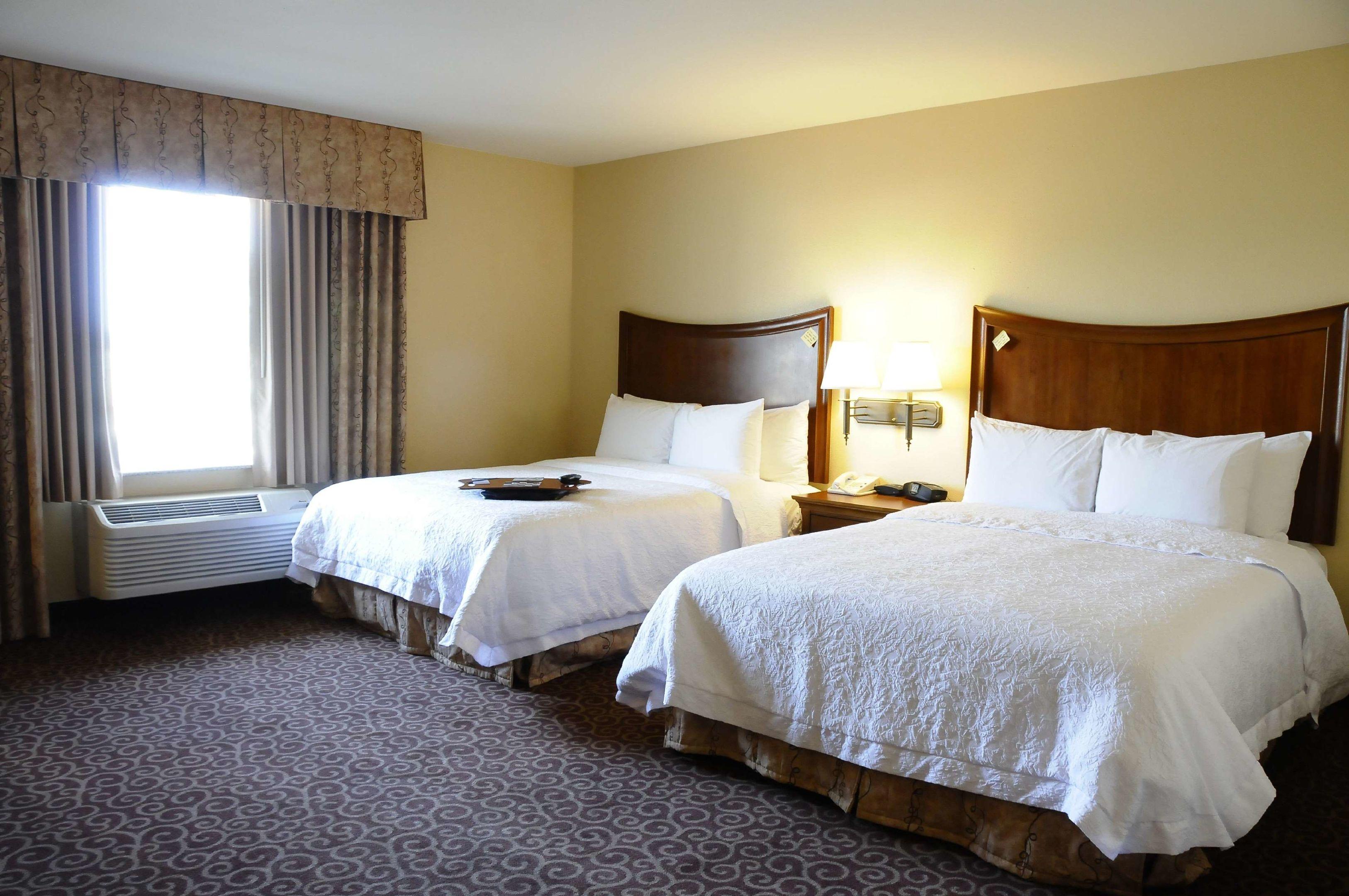 Hampton Inn & Suites Red Bluff — photo 5