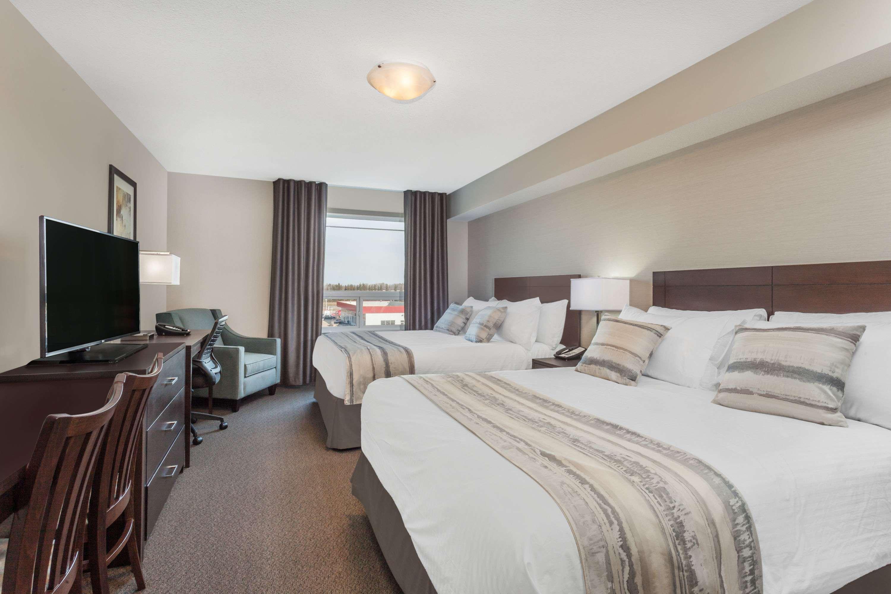 Ramada by Wyndham Grassland — photo 4