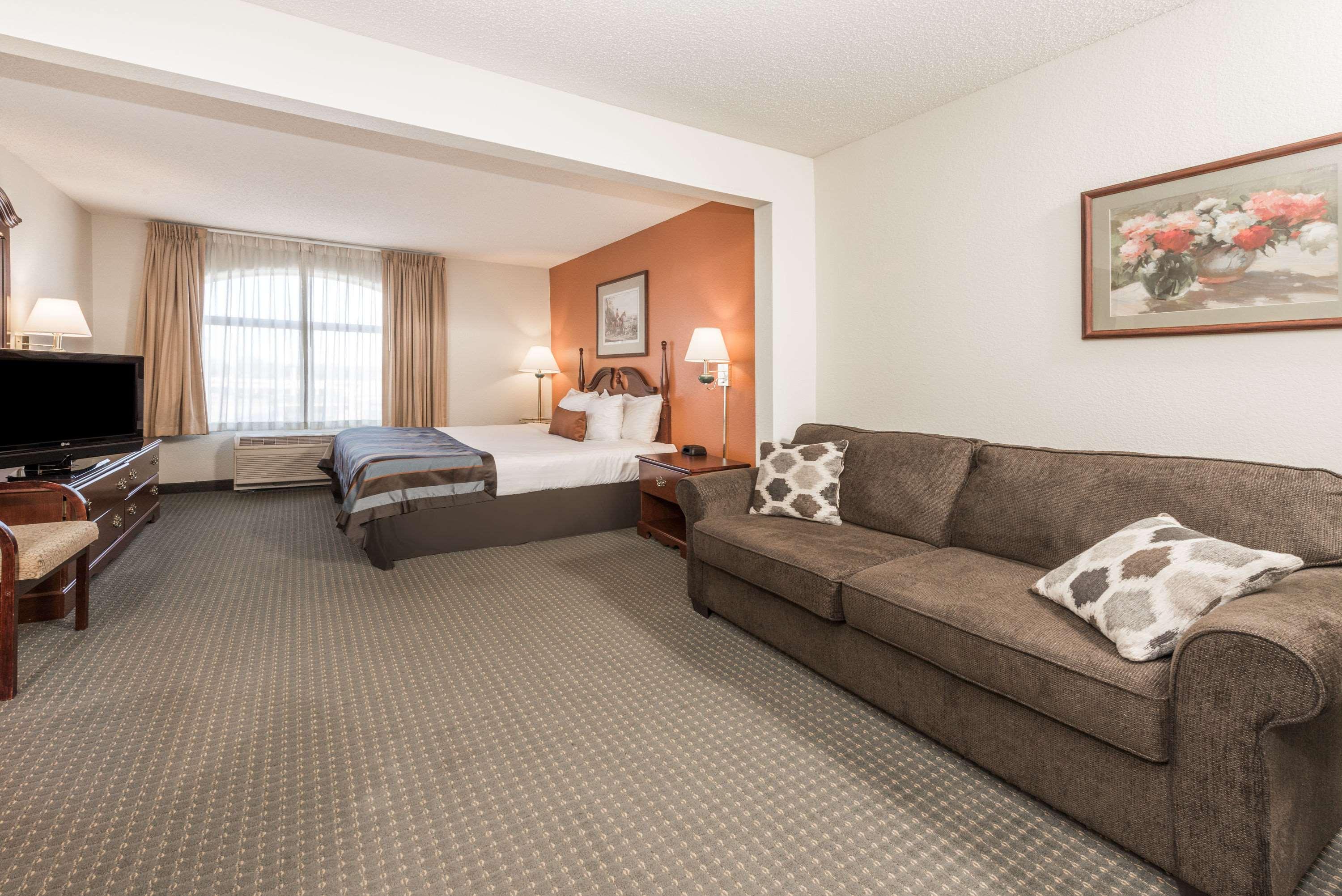 Wingate By Wyndham Indianapolis Airport-Rockville Road — photo 5