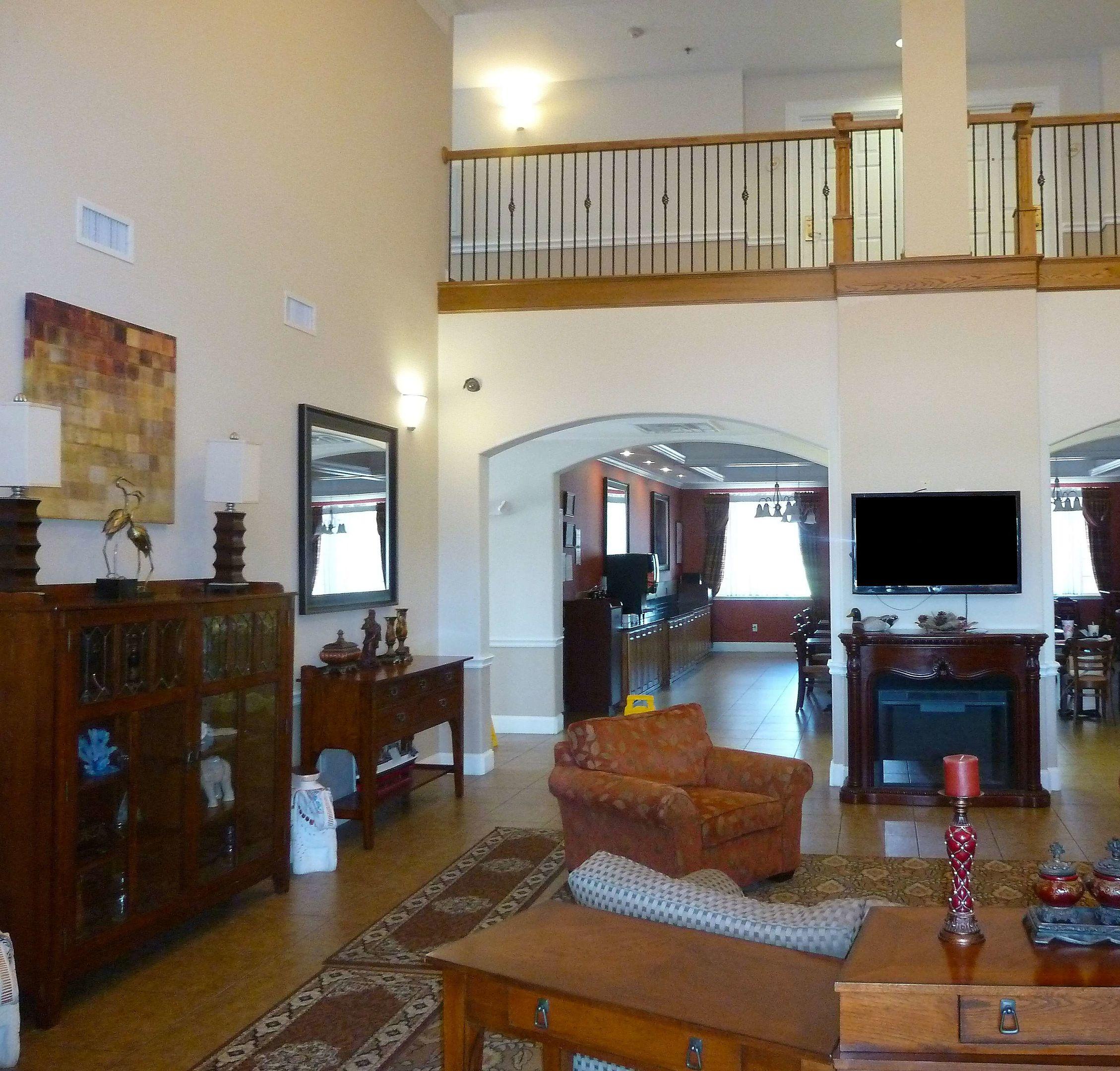 Americas Best Value Inn & Suites Gun Barrel City — photo 5