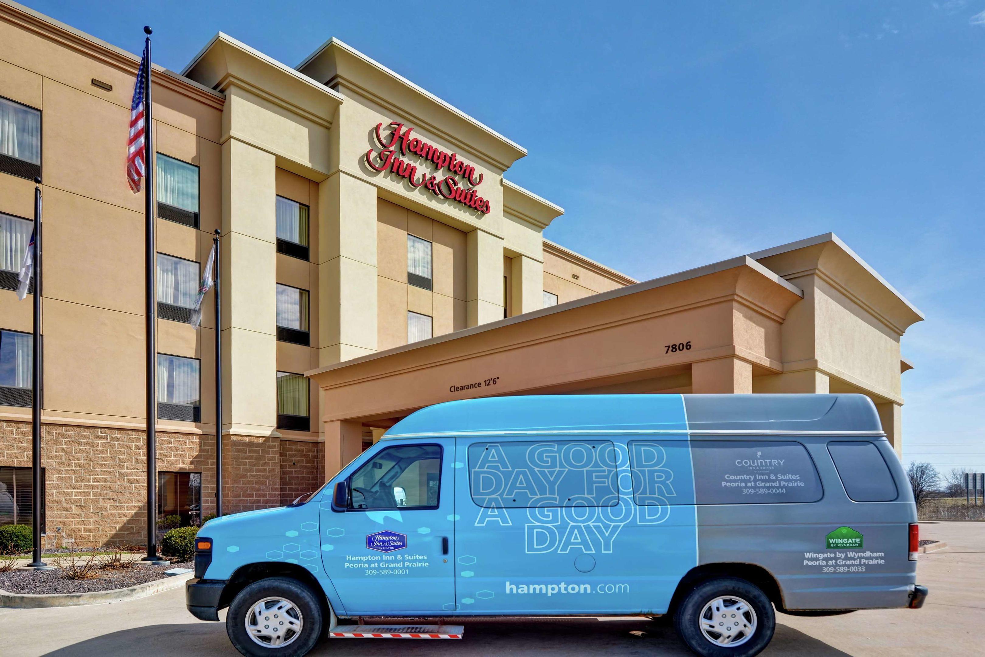 Hampton Inn Suites Peoria at Grand Prairie — photo 5