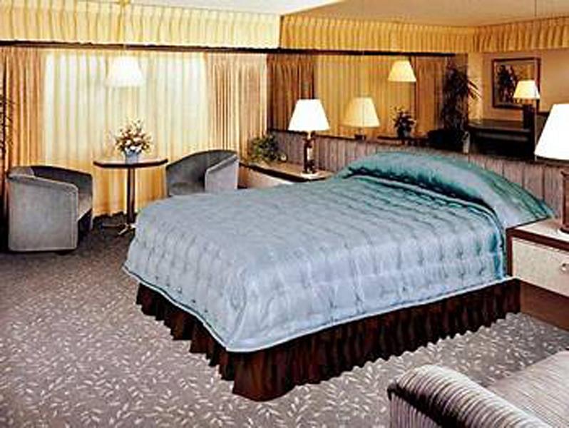 Peppermill  Reno — photo 3