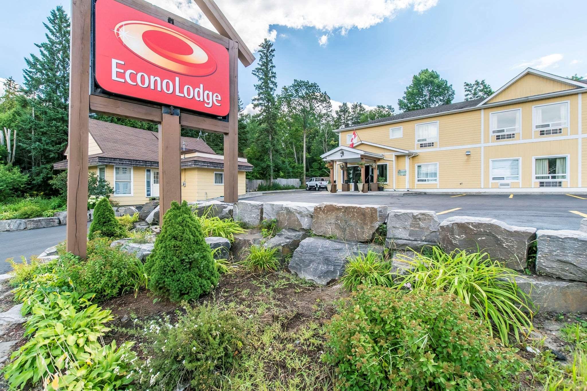 Econo Lodge — photo 4