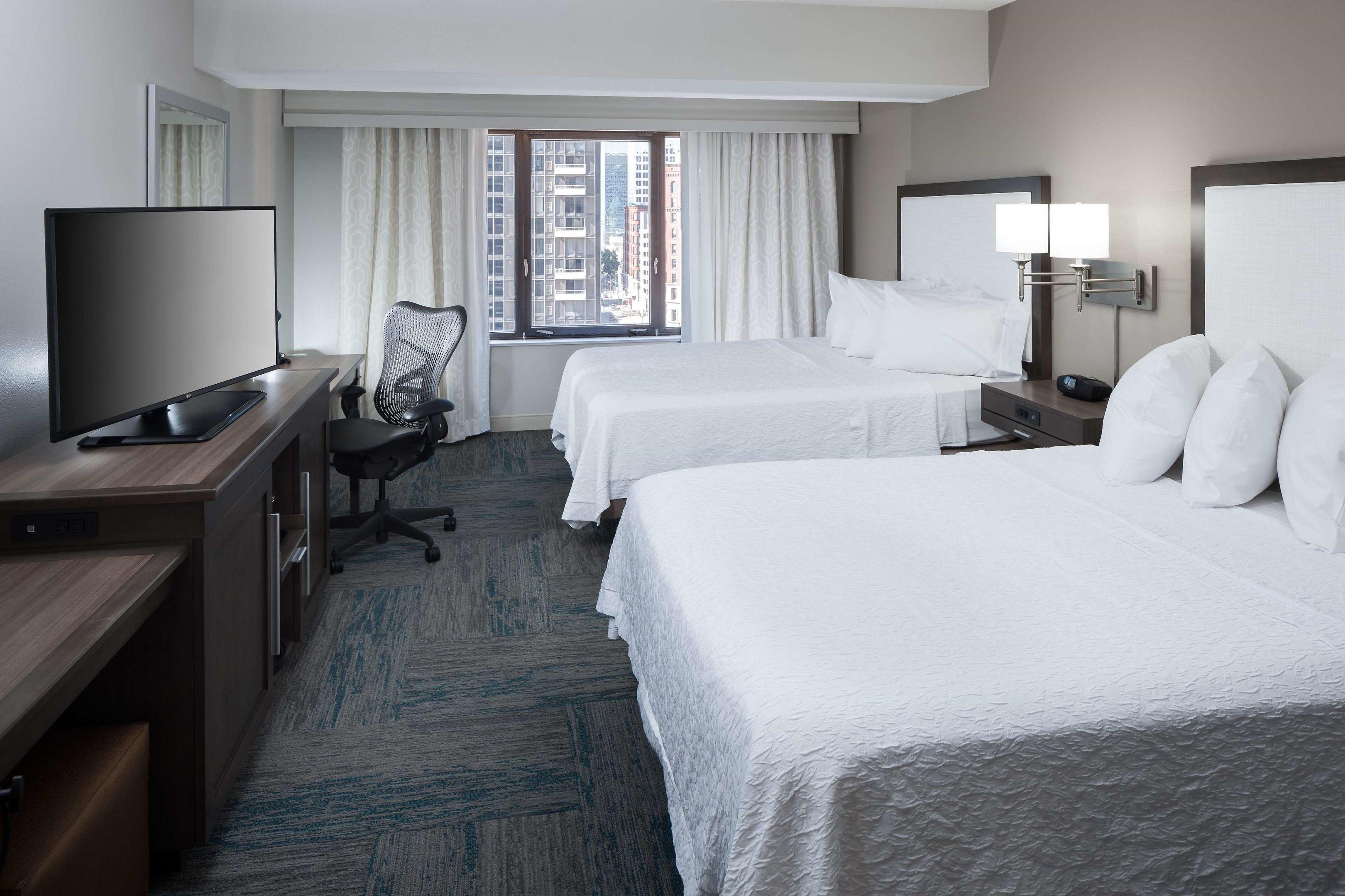 Hampton Inn St. Louis-Downtown (At the Gateway Arch) — photo 5
